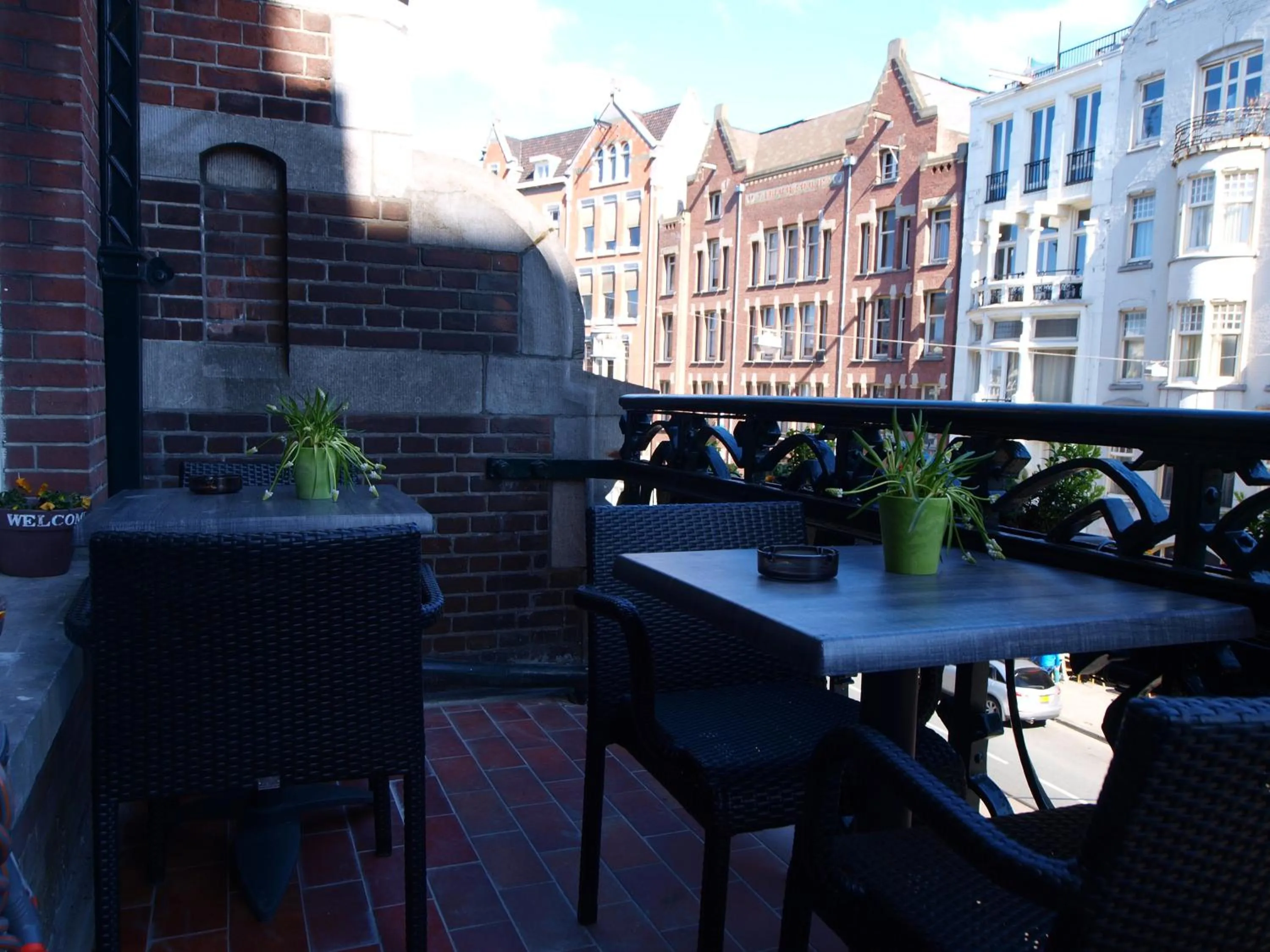 Restaurant/places to eat in Hotel Clemens