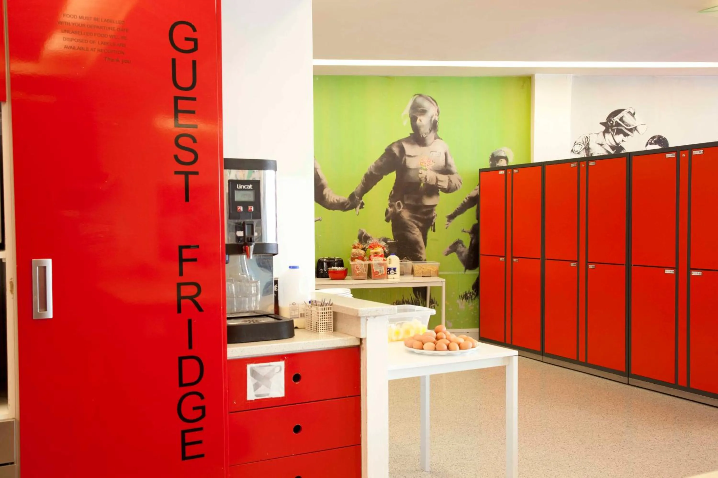 Coffee/tea facilities in Abigail's Hostel