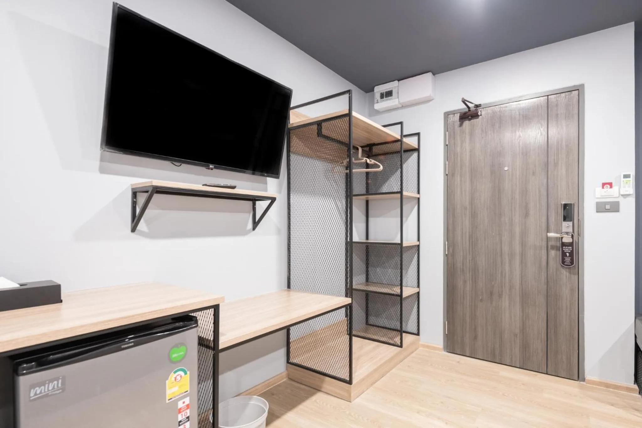 TV and multimedia in Oblique Apartment - ออฟบลิค อพาร์ทเมนท์