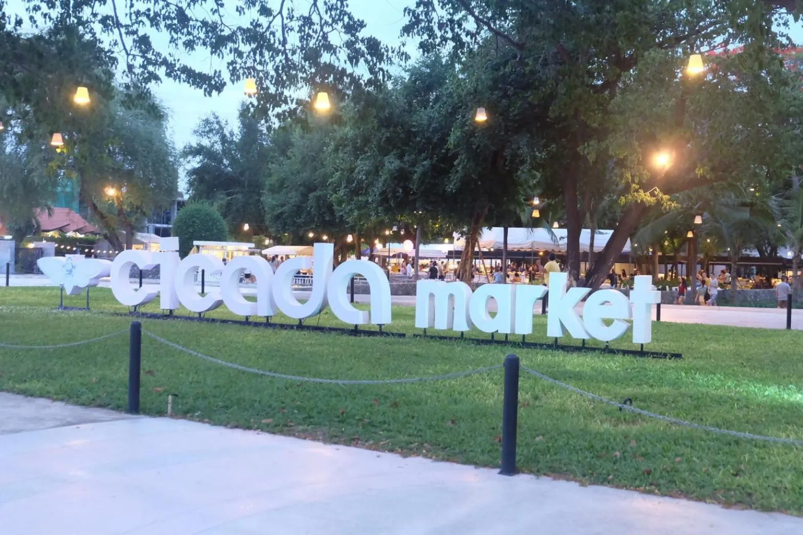 Nearby landmark in Bonne Nuit Hotel, Hua Hin