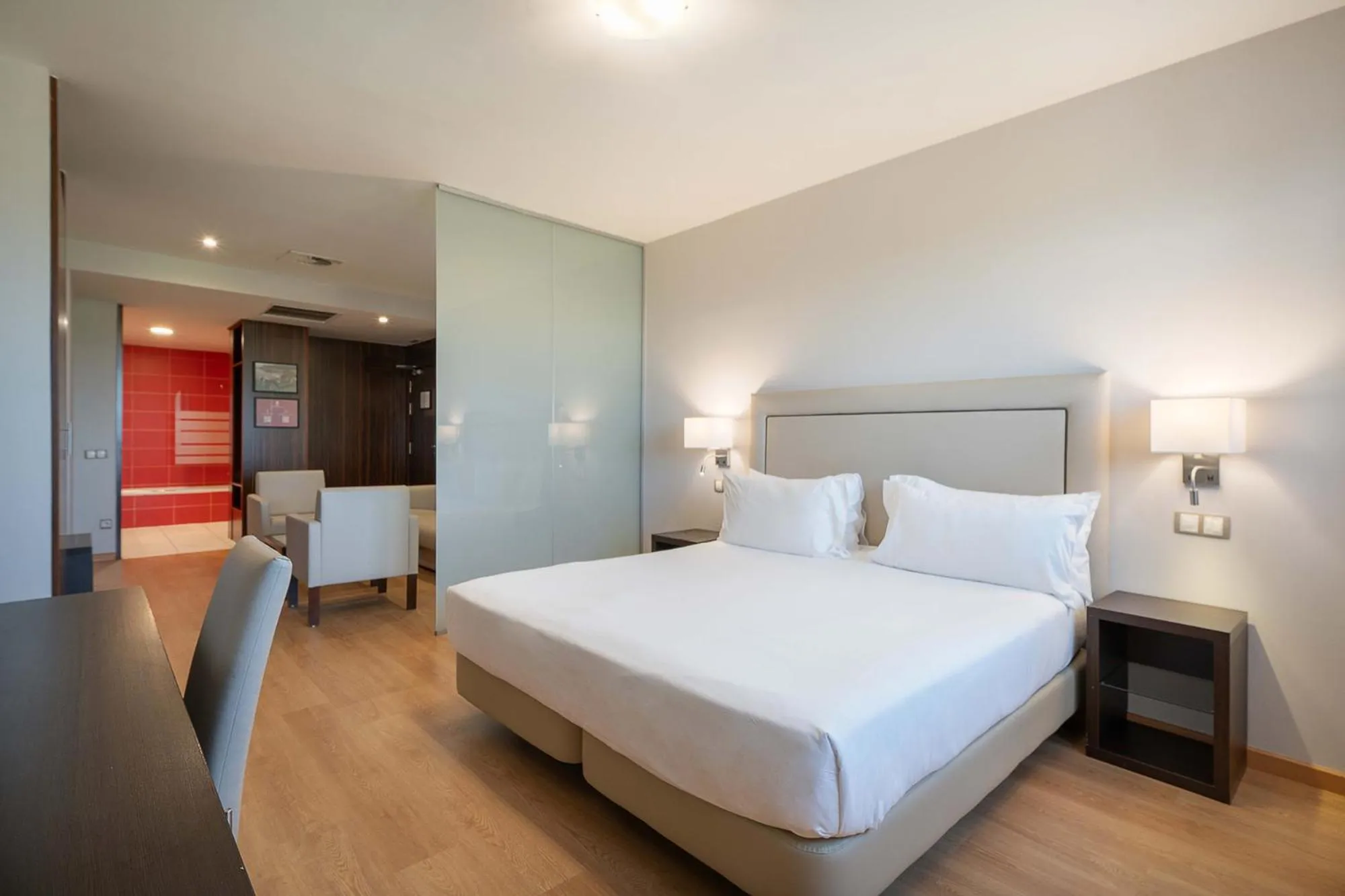 Bedroom, Bed in Exe Convention Plaza Madrid