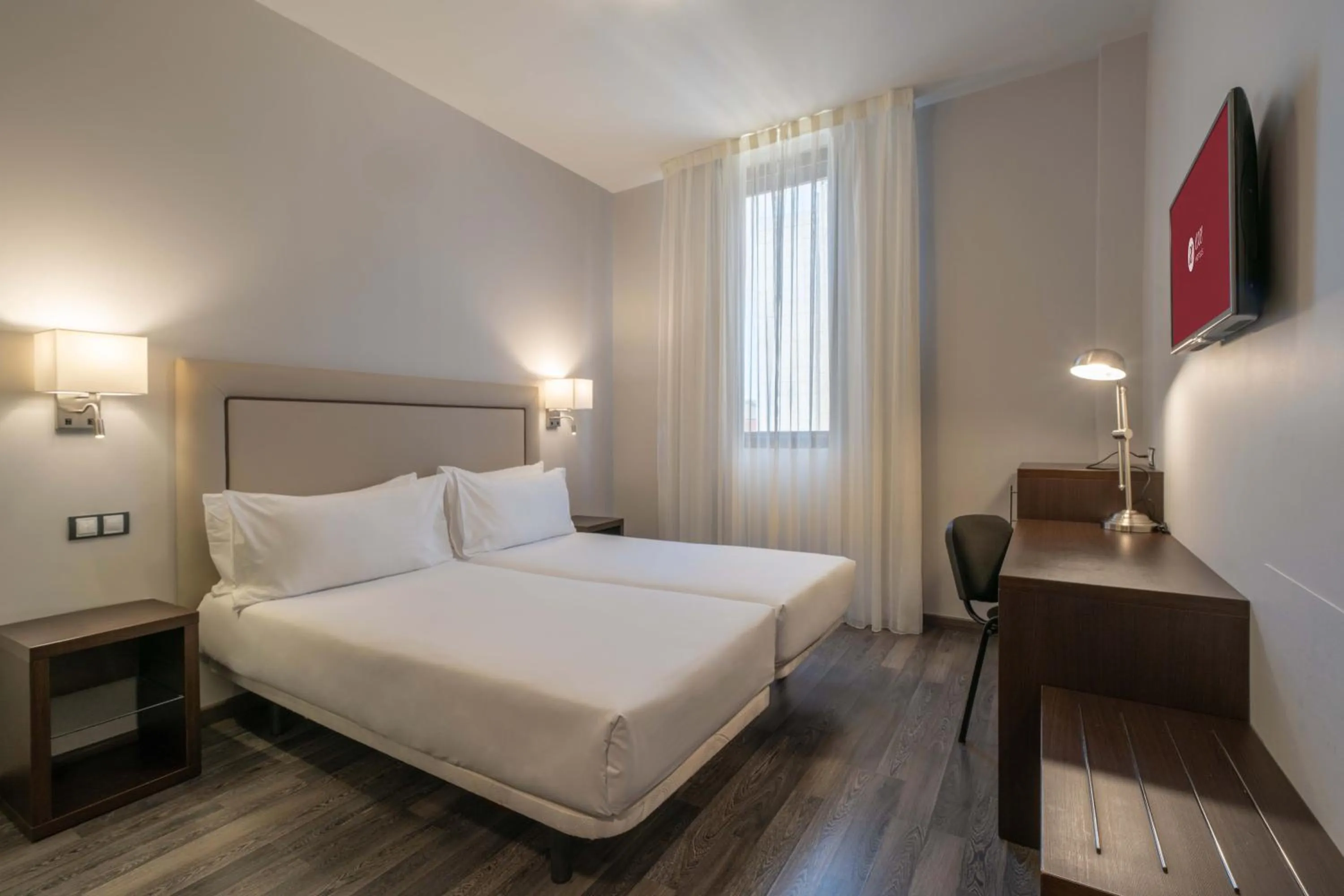 Bedroom, Bed in Exe Convention Plaza Madrid