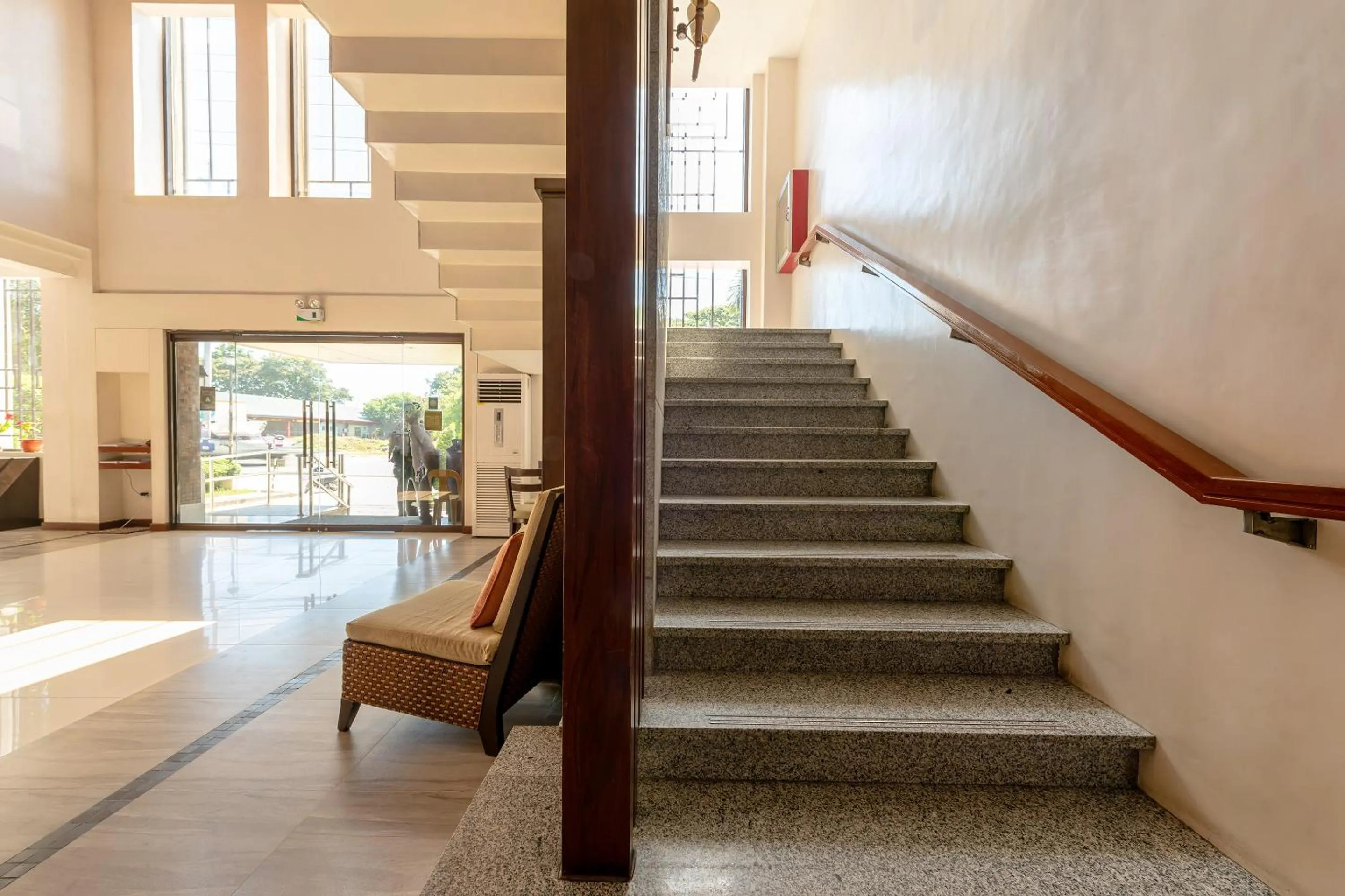 Lobby or reception in Capital O 176 Bliss Hotel