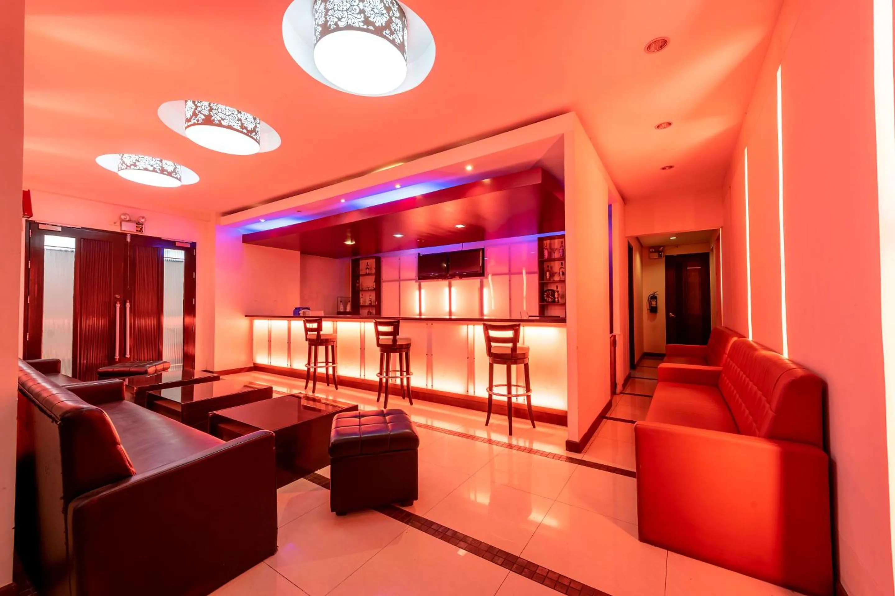 Lobby or reception, Seating Area in Capital O 176 Bliss Hotel