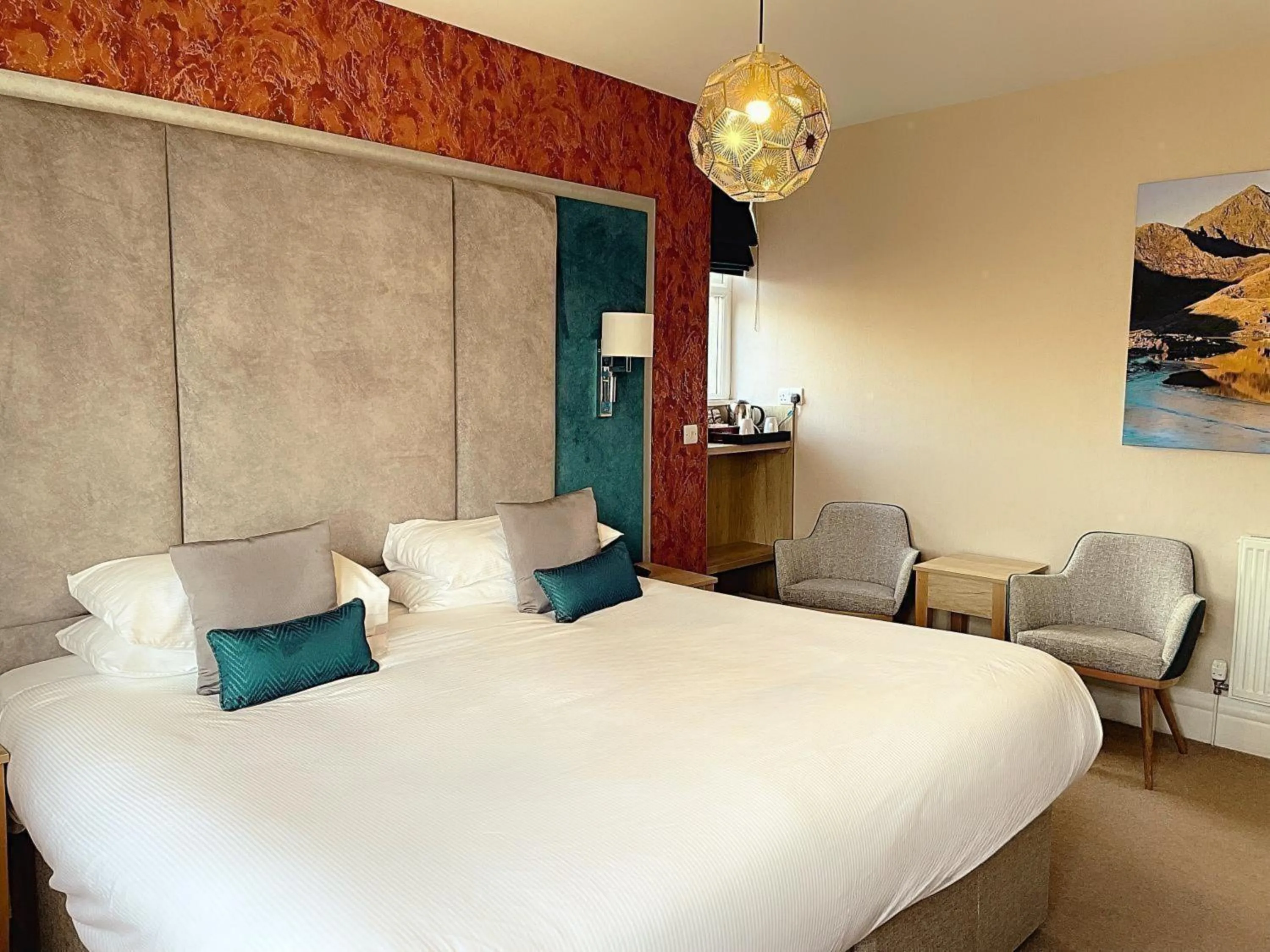 Bed in Caerwylan Hotel