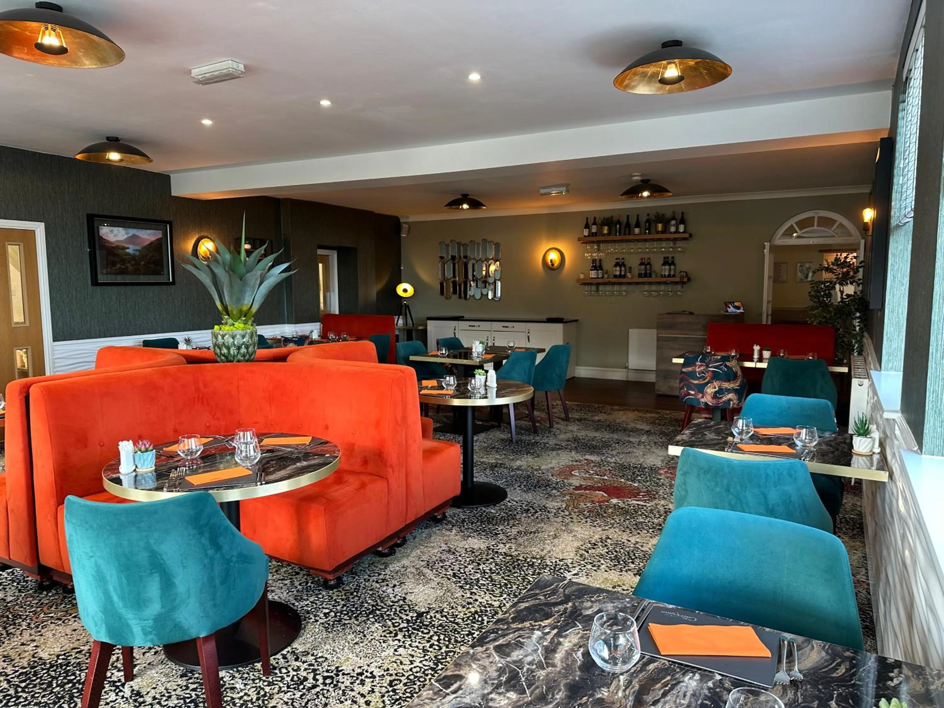 Restaurant/places to eat in Caerwylan Hotel