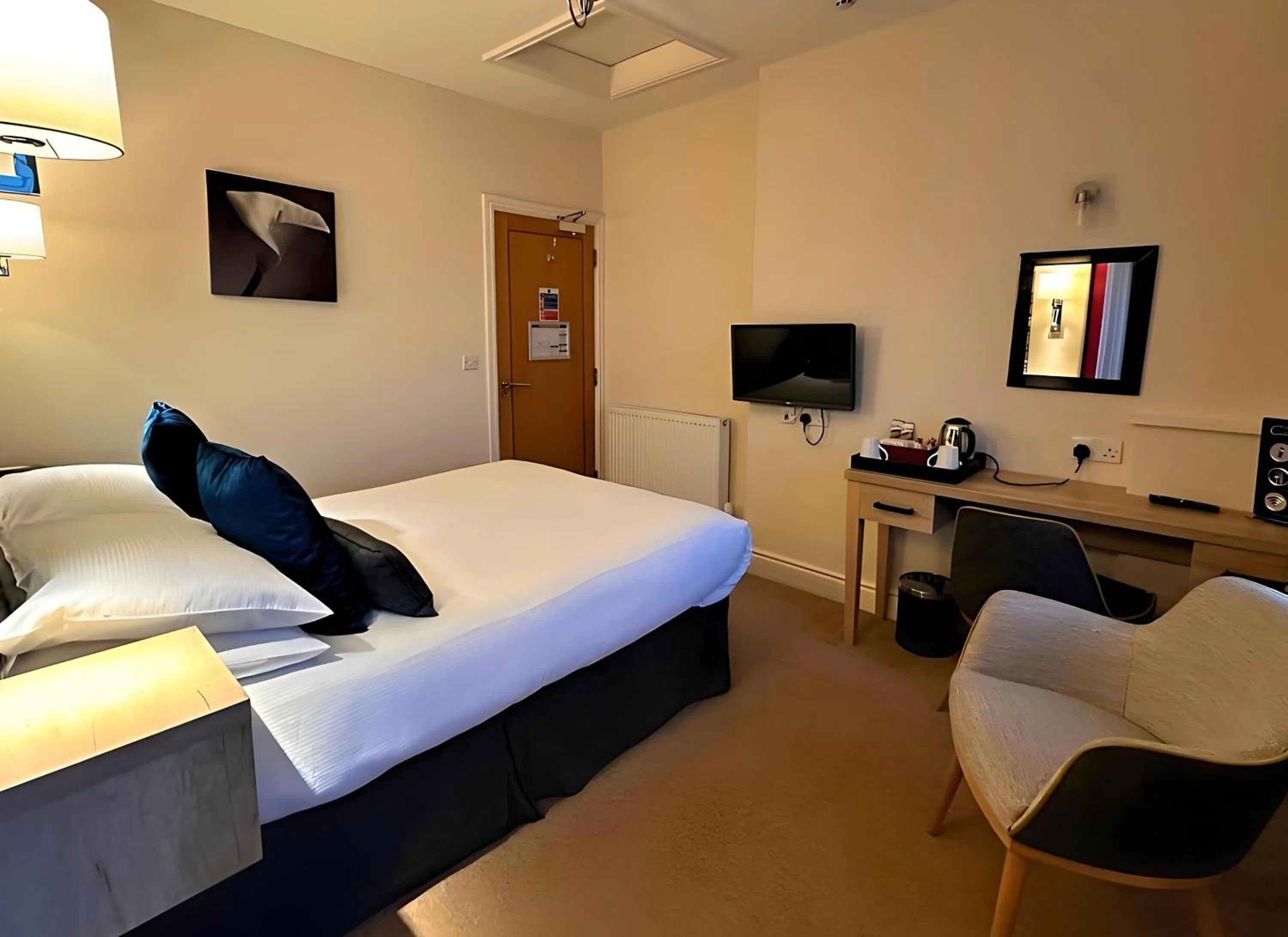 Bed in Caerwylan Hotel