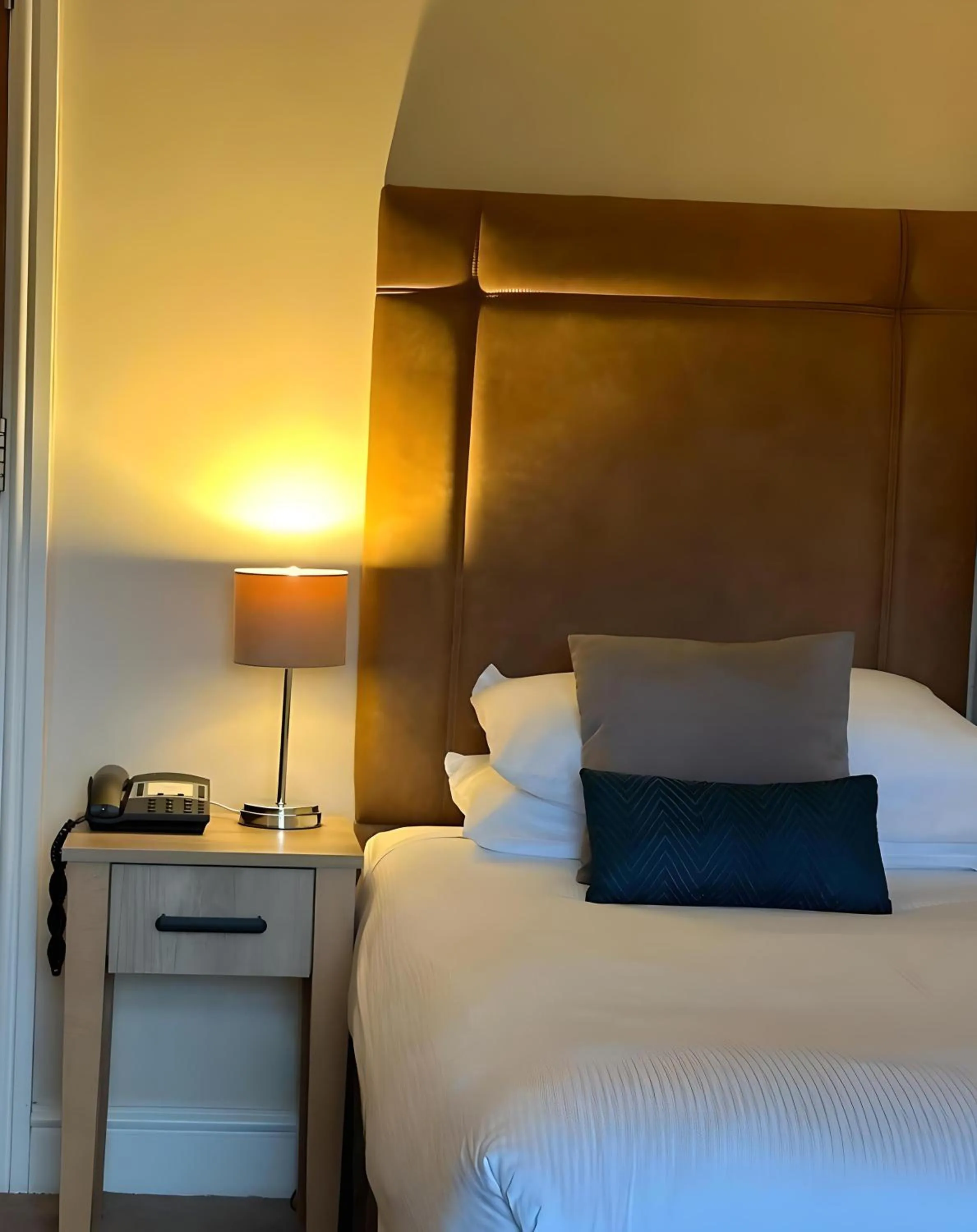 Bed in Caerwylan Hotel