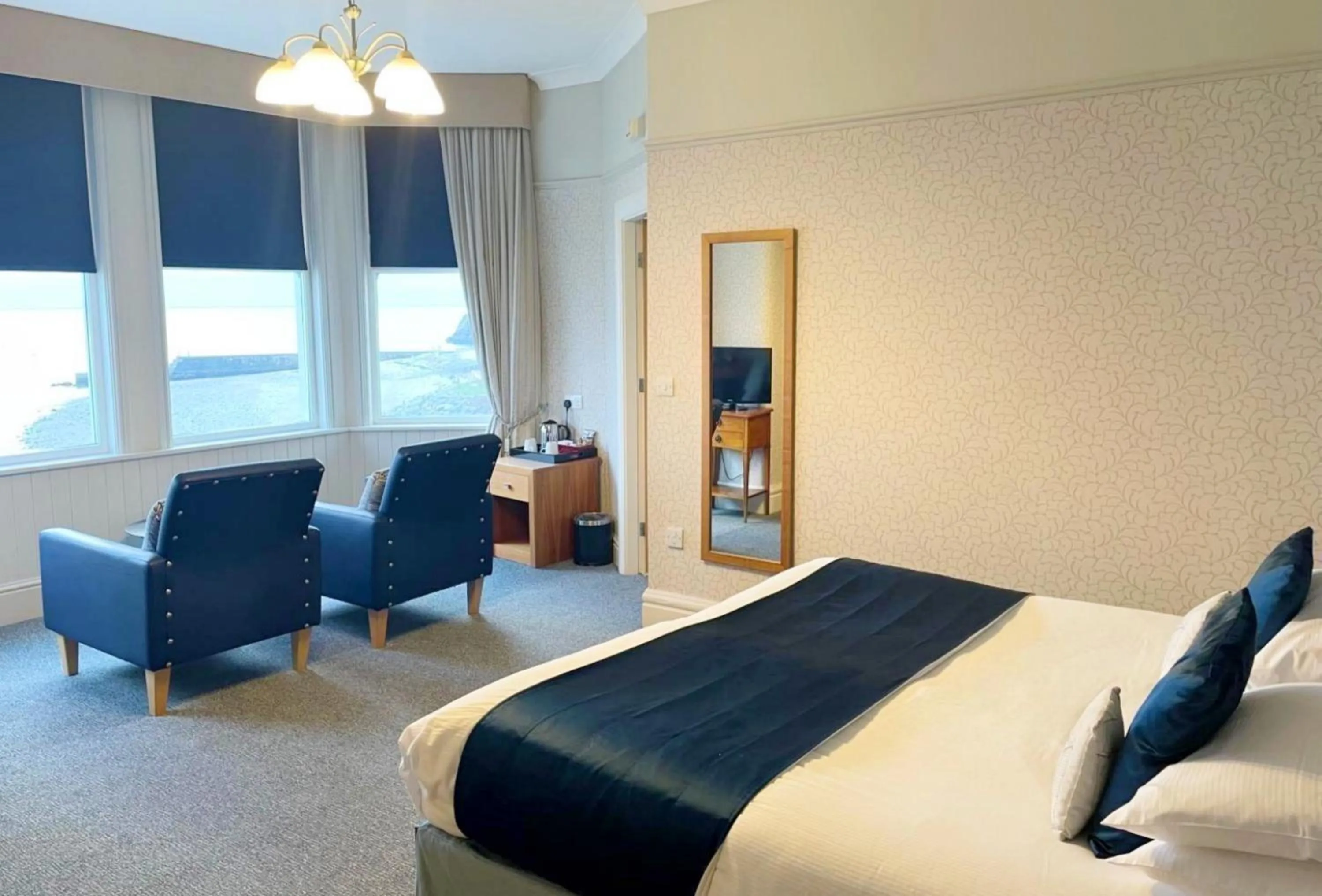 Bed in Caerwylan Hotel