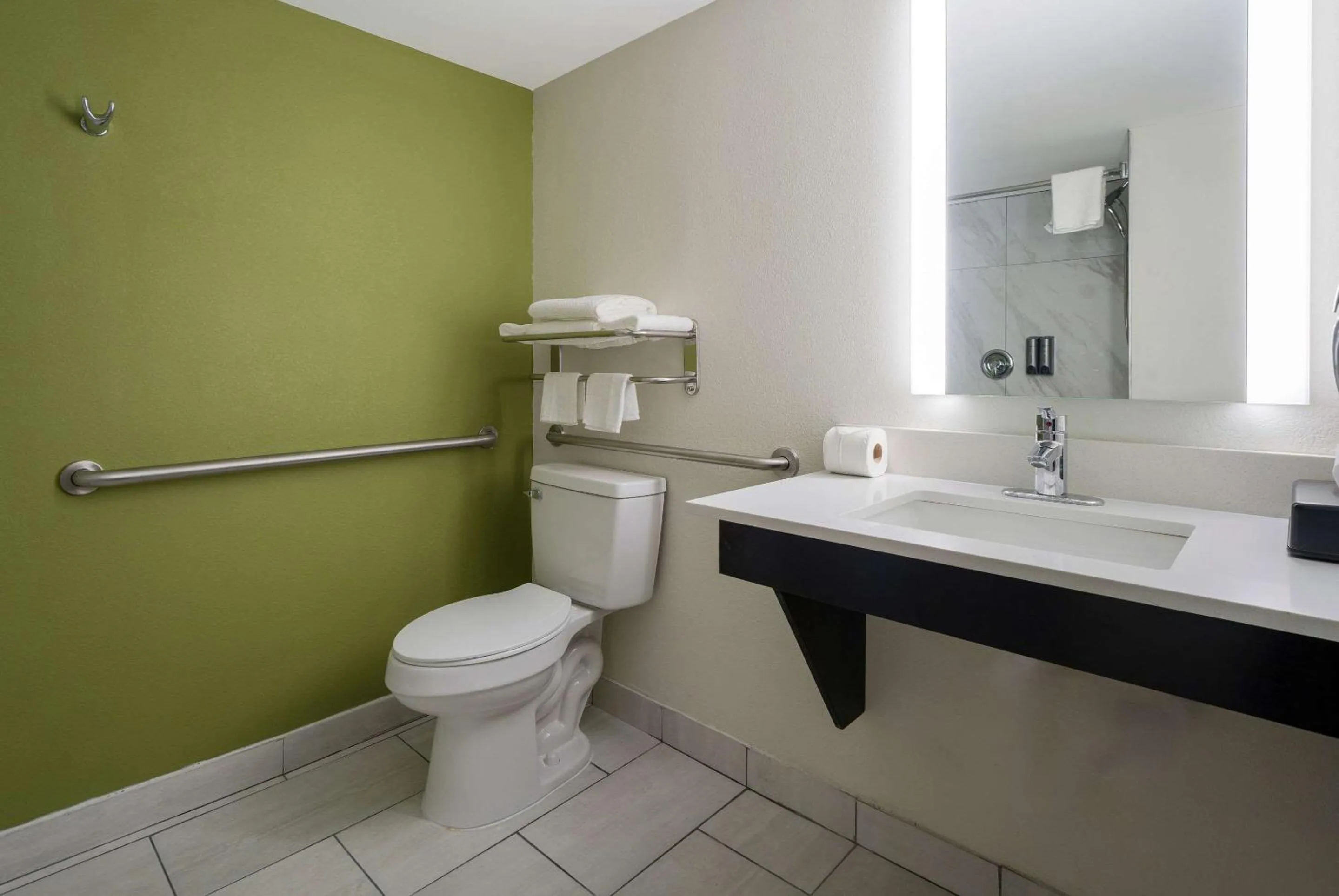 Bedroom in Sleep Inn Madison