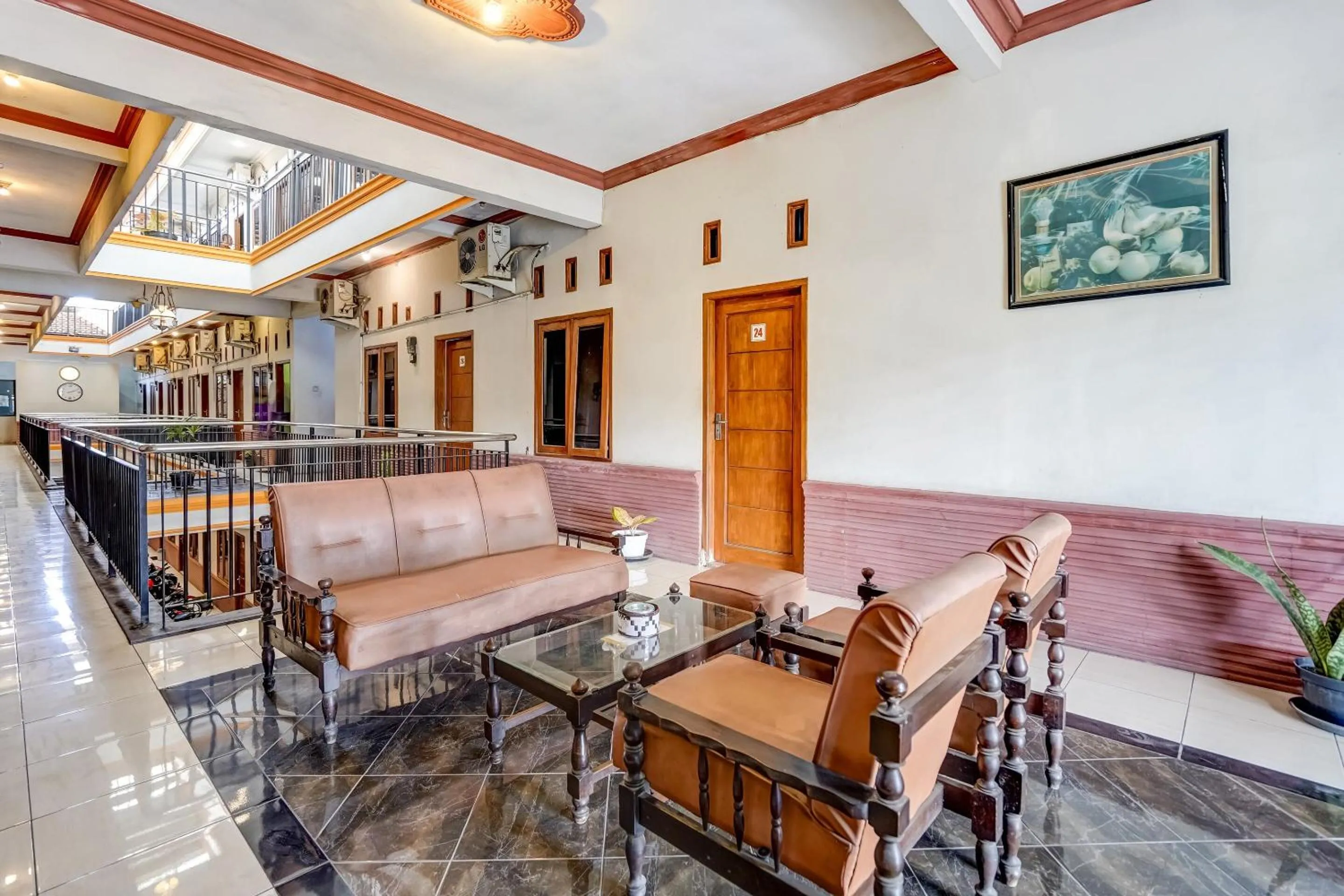 Lobby or reception in OYO 91292 Pondok Inap Shofwa 1