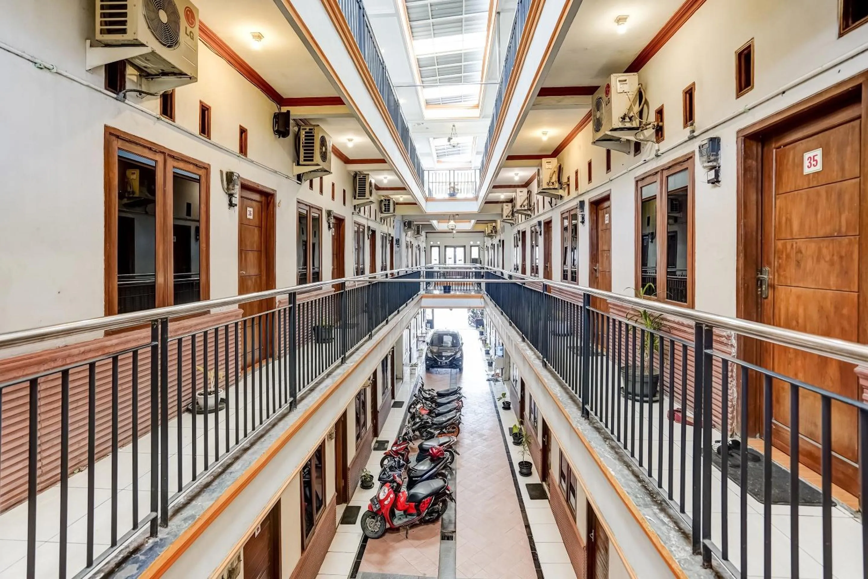 Lobby or reception in OYO 91292 Pondok Inap Shofwa 1