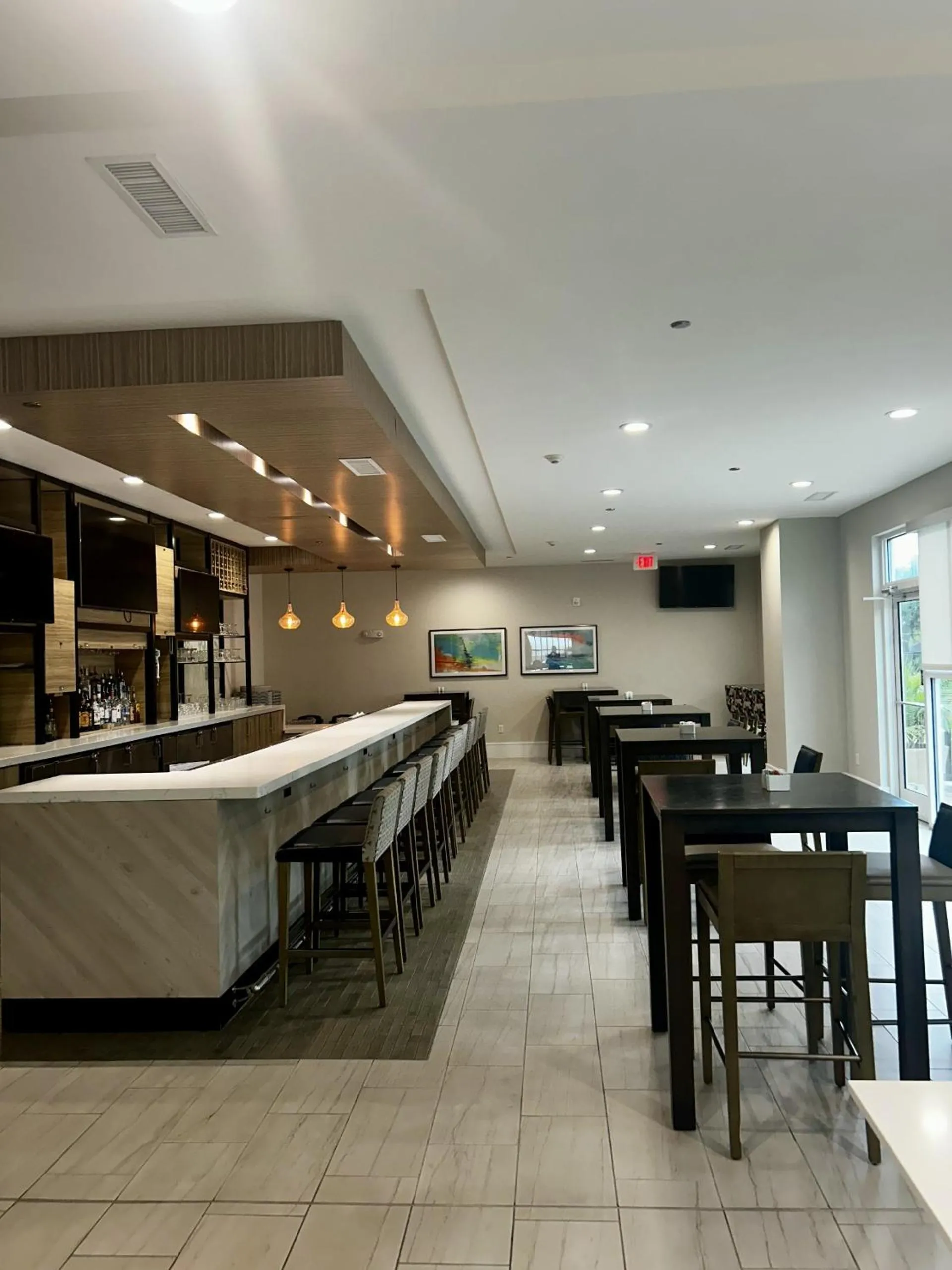 Lounge or bar in Hilton Garden Inn Biloxi