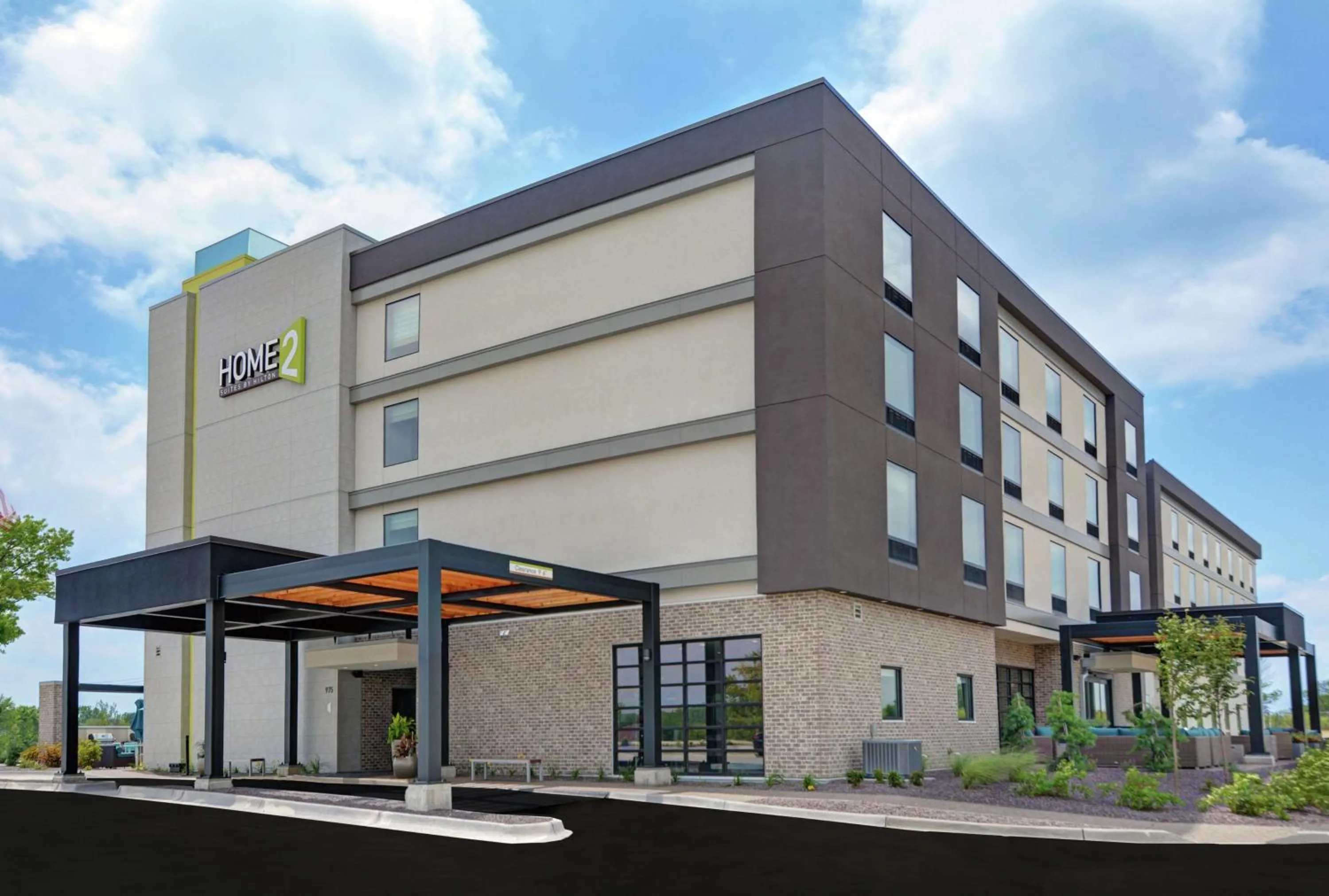 Property building in Home2 Suites By Hilton Bettendorf Quad Cities