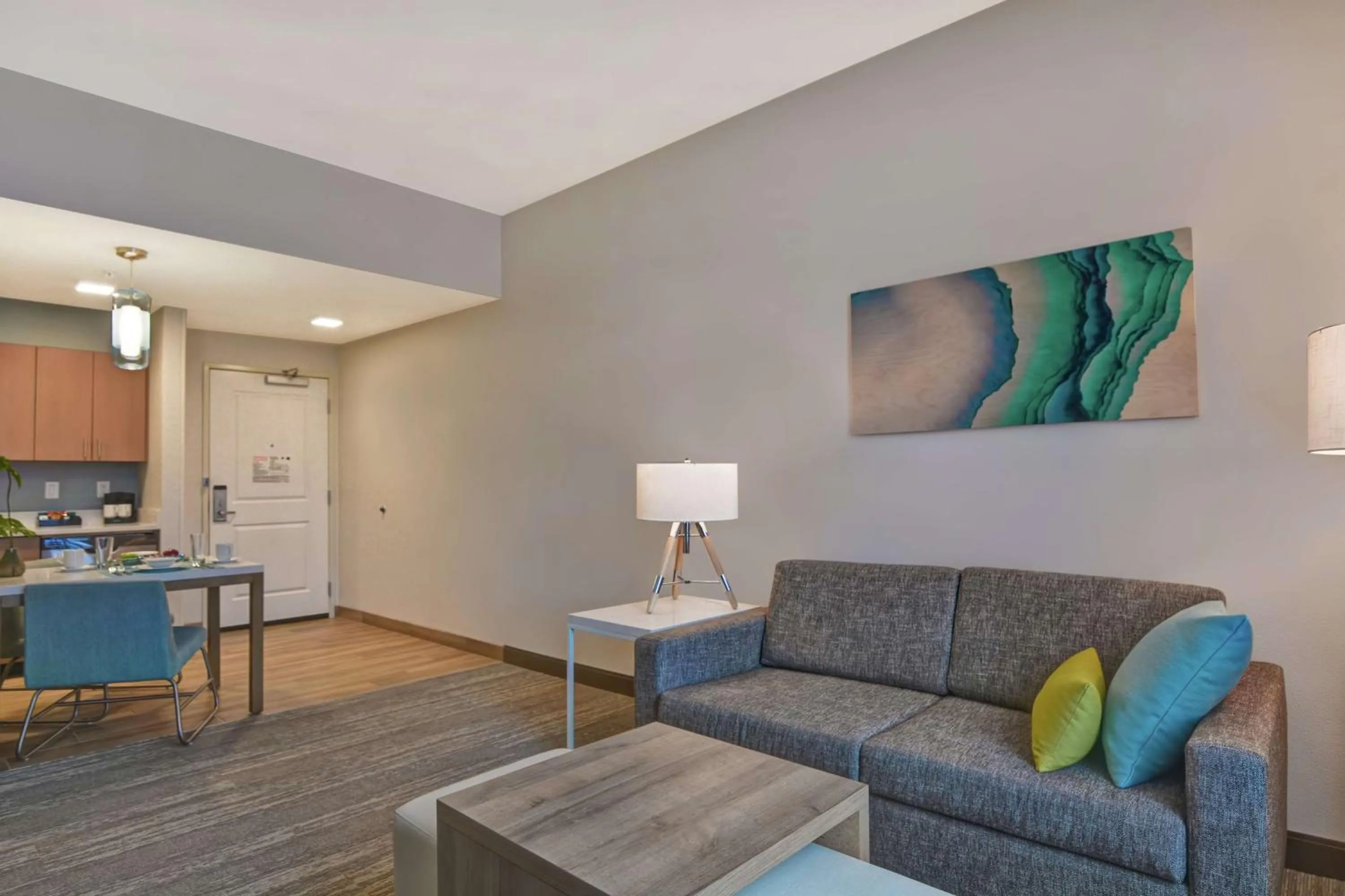 Living room in Homewood Suites By Hilton Chula Vista Eastlake