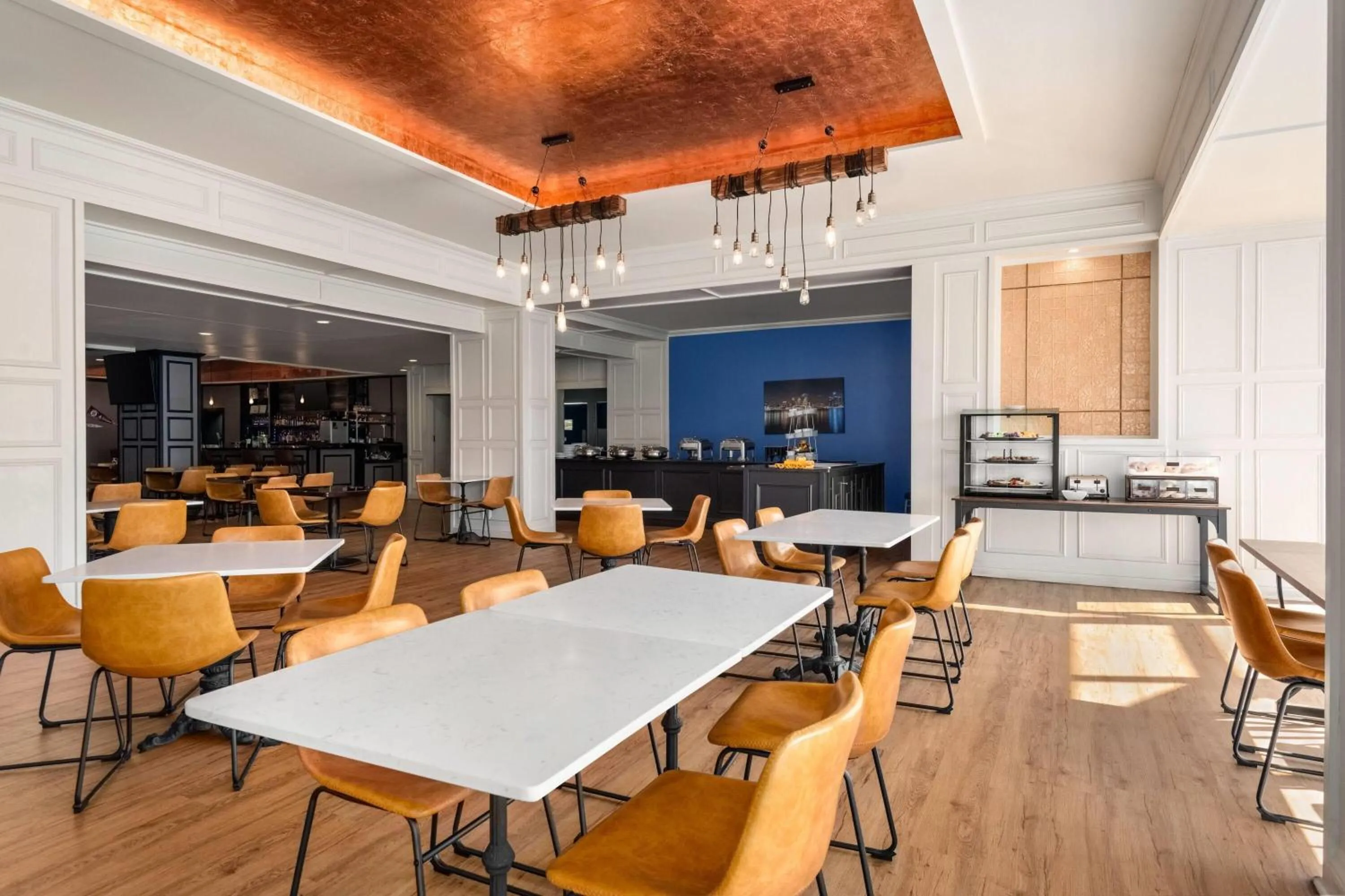 Breakfast in Fort Pontchartrain Detroit, a Wyndham Hotel