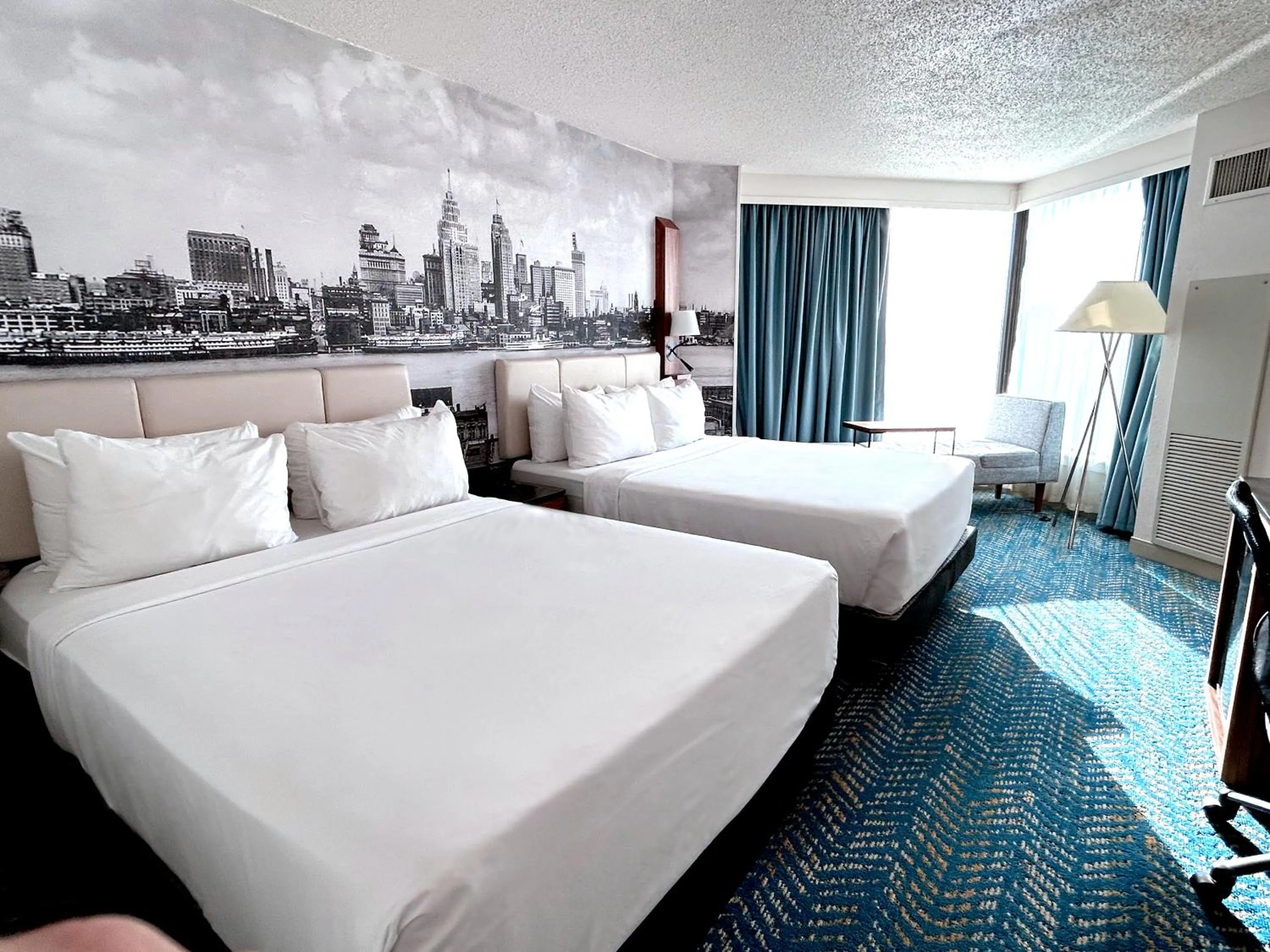 Bed in Fort Pontchartrain Detroit, a Wyndham Hotel