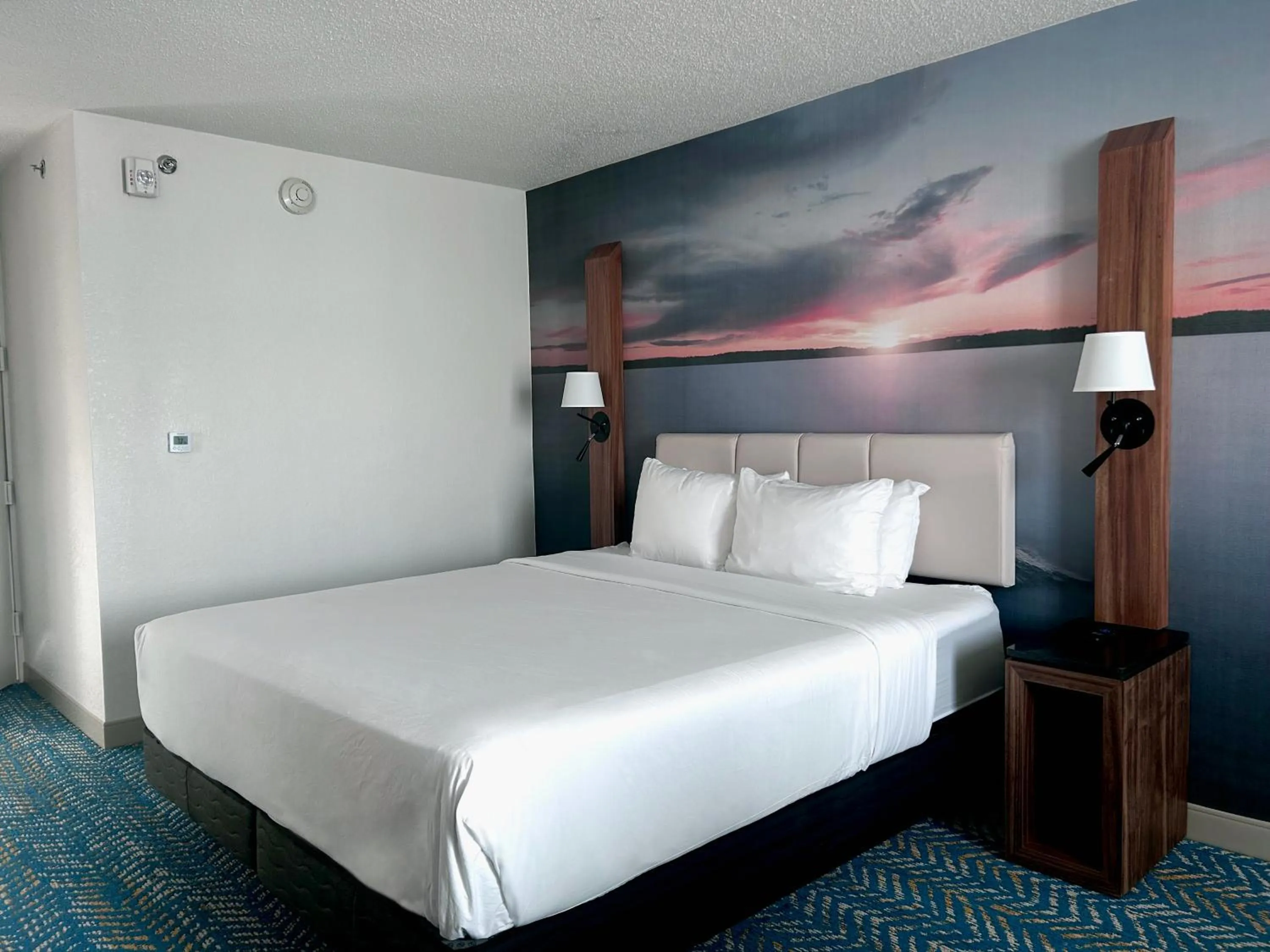 Bed in Fort Pontchartrain Detroit, a Wyndham Hotel