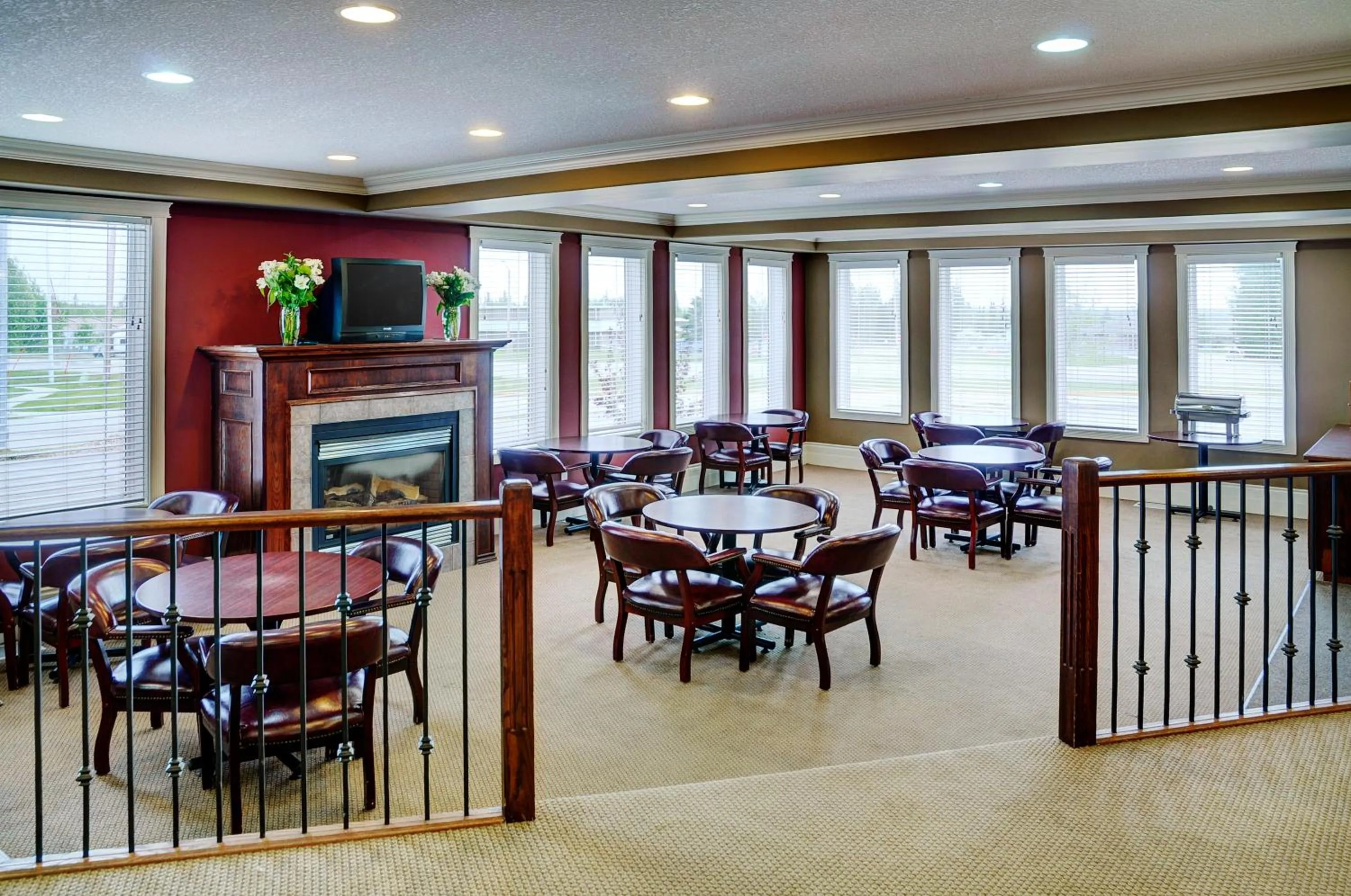 Lakeview Inns & Suites - Edson Airport West