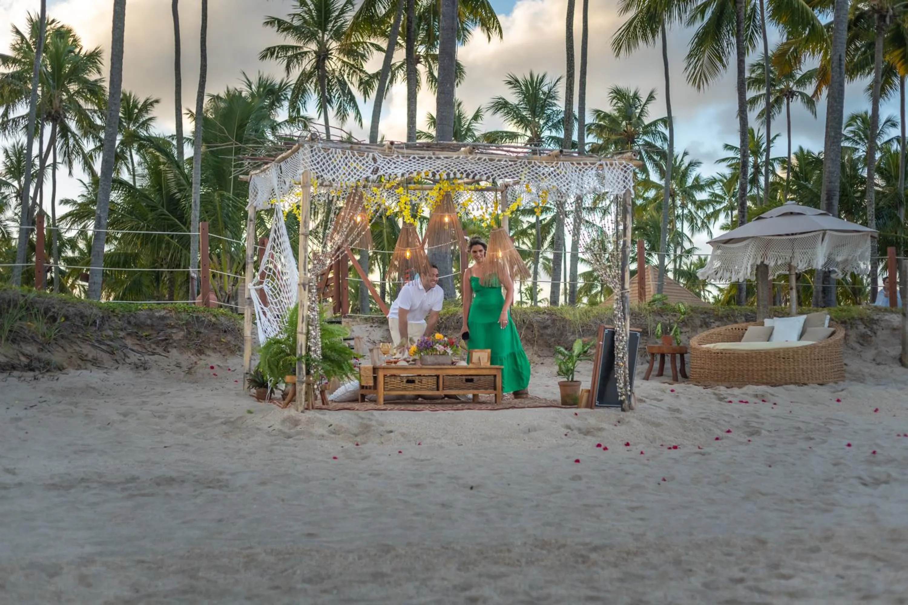 Dinner in Pontal dos Carneiros Beach Bungalows
