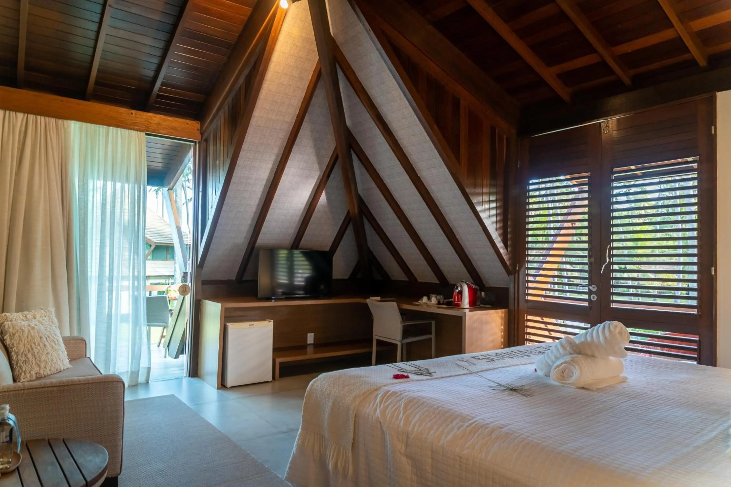Photo of the whole room, Bed in Pontal dos Carneiros Beach Bungalows
