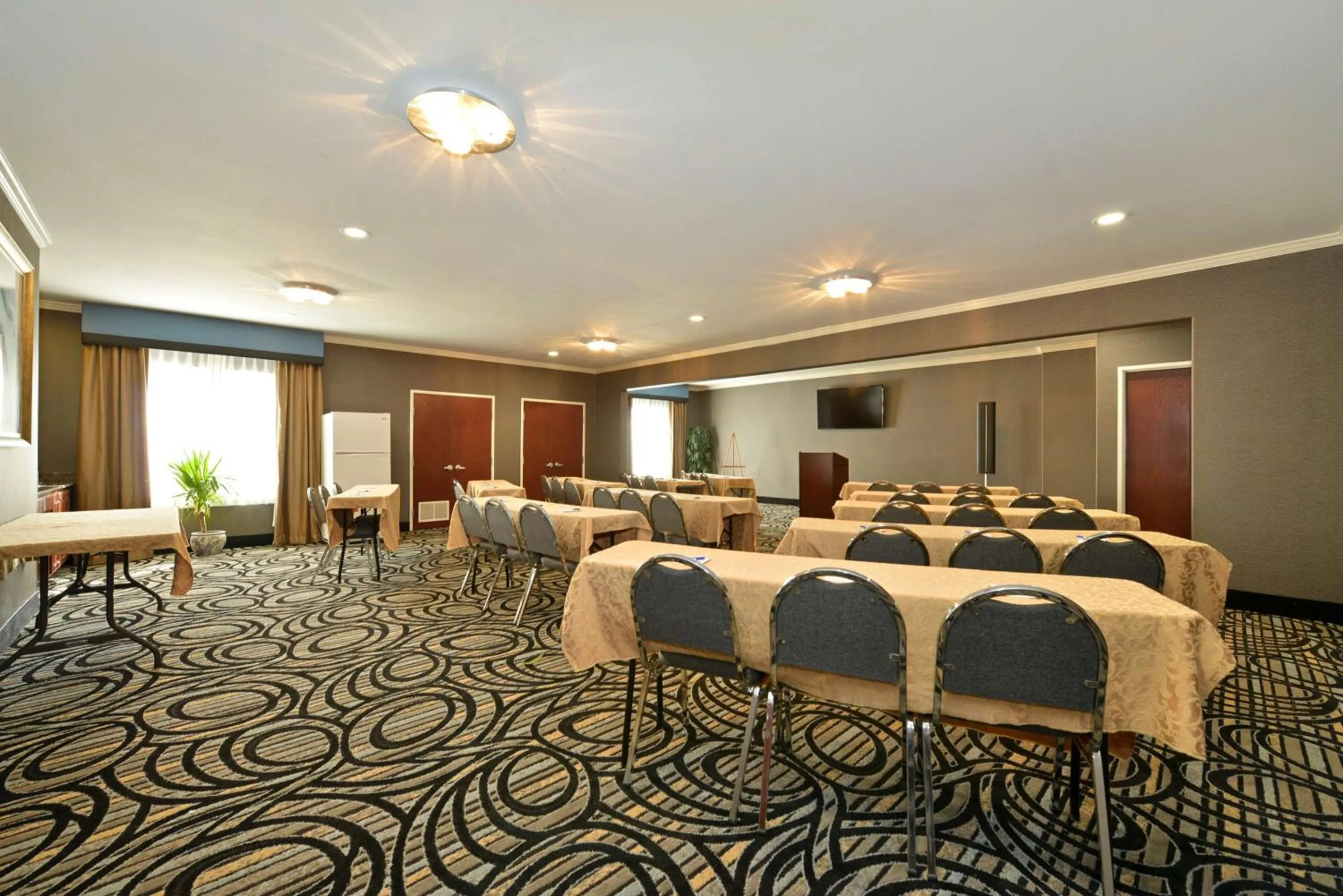 Meeting/conference room in Best Western Plus Cutting Horse Inn & Suites