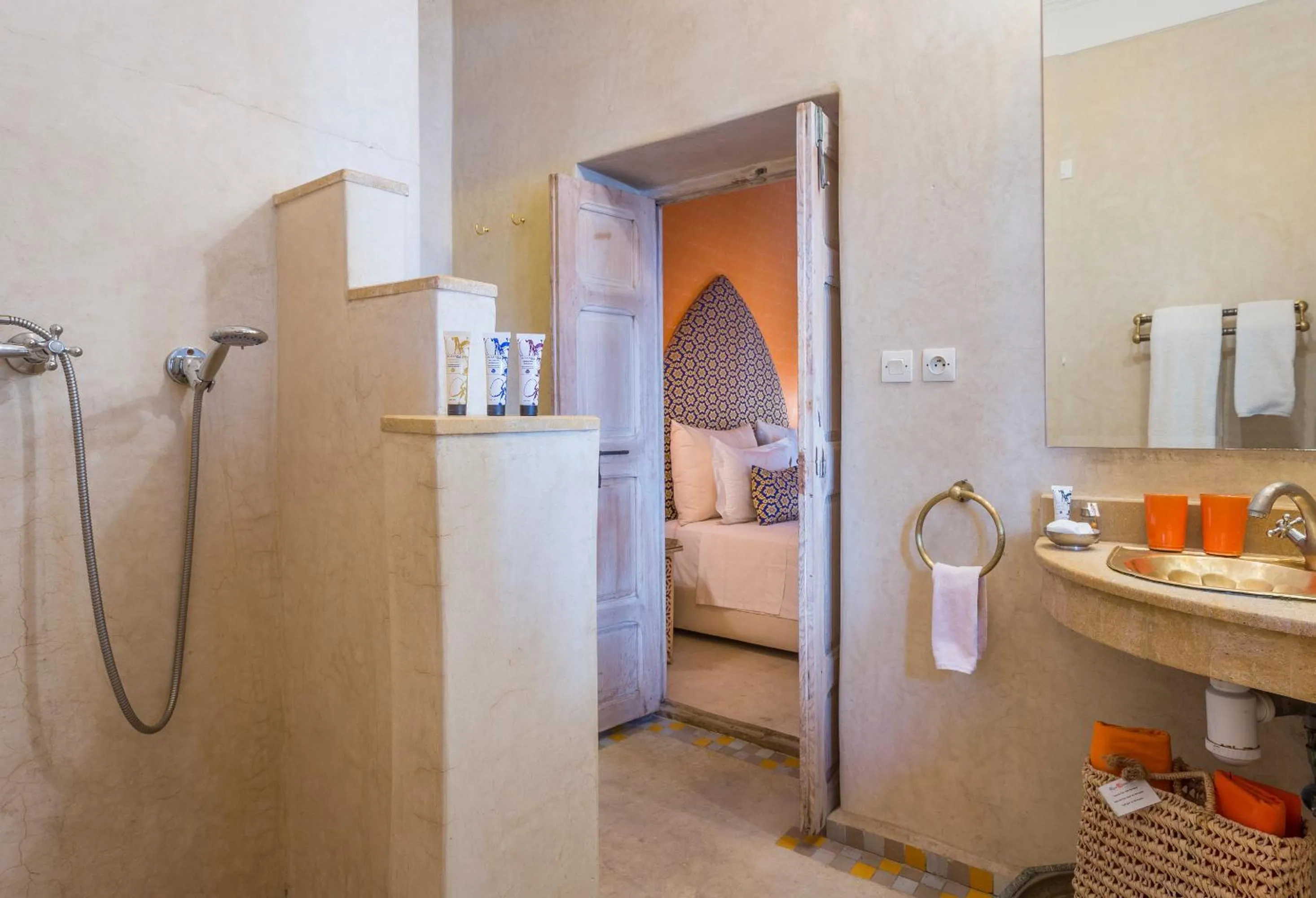 Bathroom in Riad Azoulay