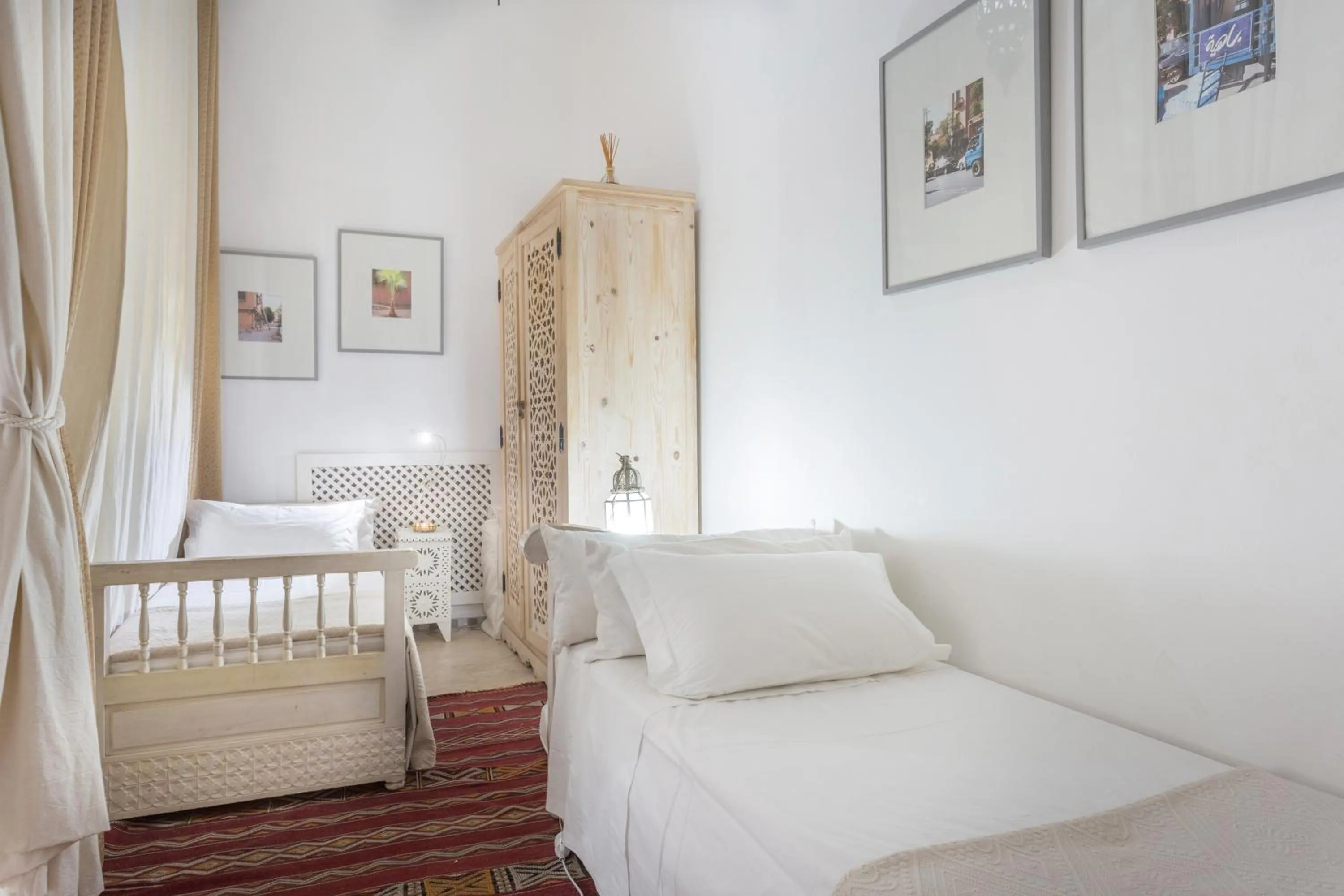 Bedroom, Bed in Riad Azoulay