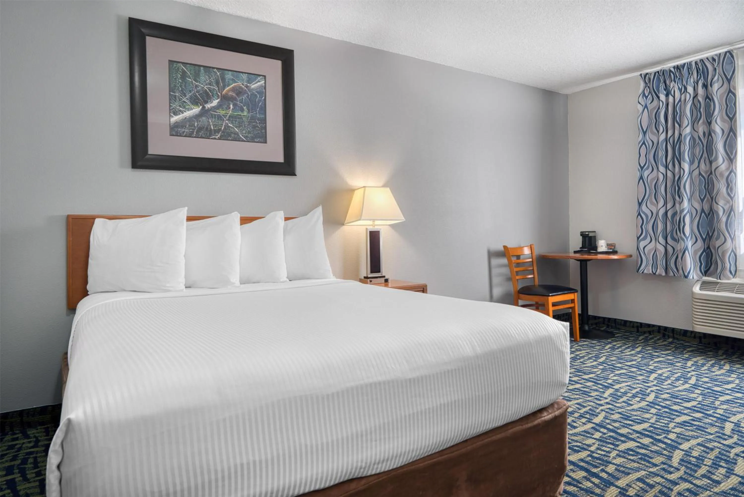 Bedroom, Bed in SureStay Plus Hotel by Best Western Lethbridge