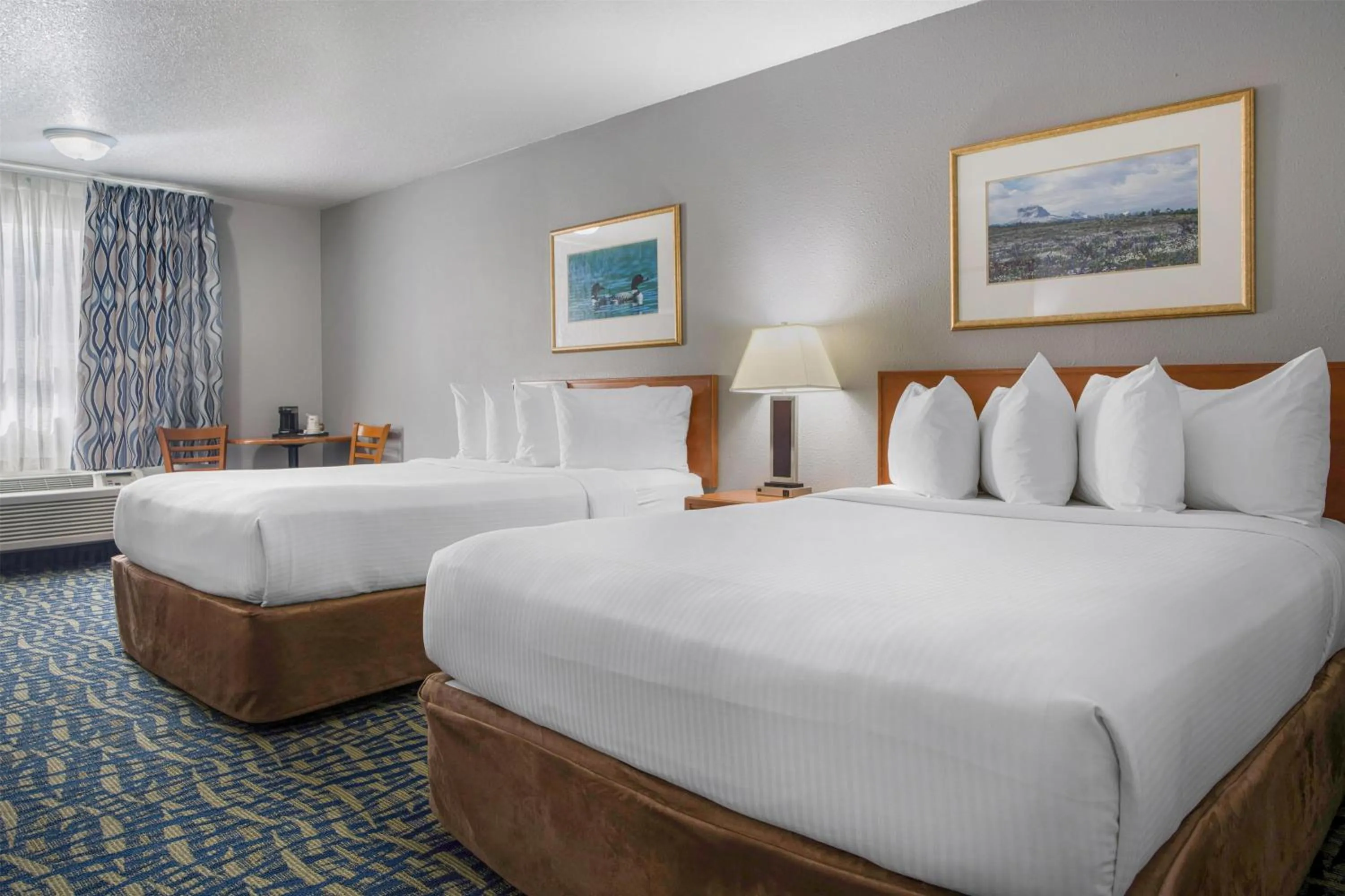 Bedroom, Bed in SureStay Plus Hotel by Best Western Lethbridge