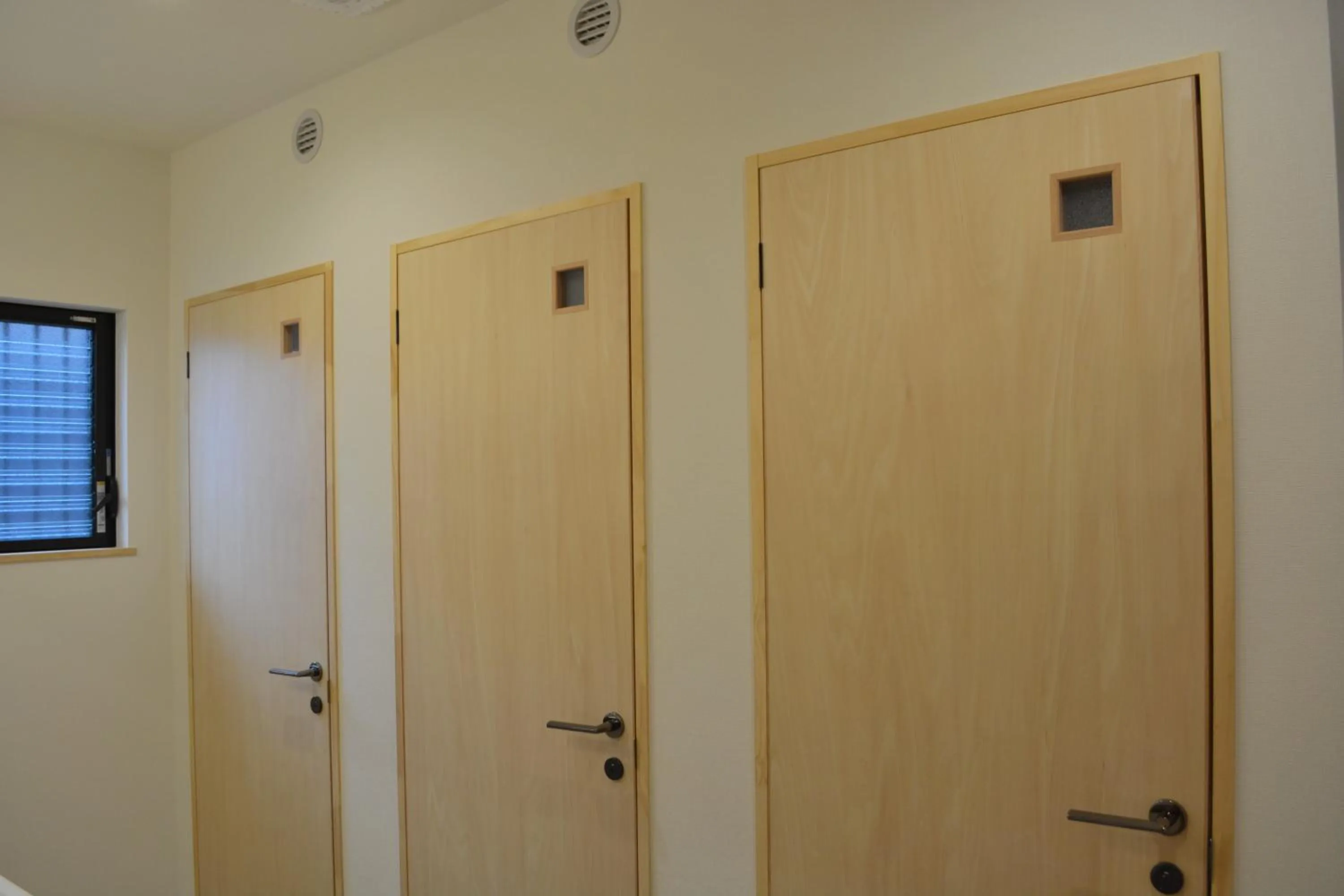 Shower in BED N CHILL Shippoya 七宝屋