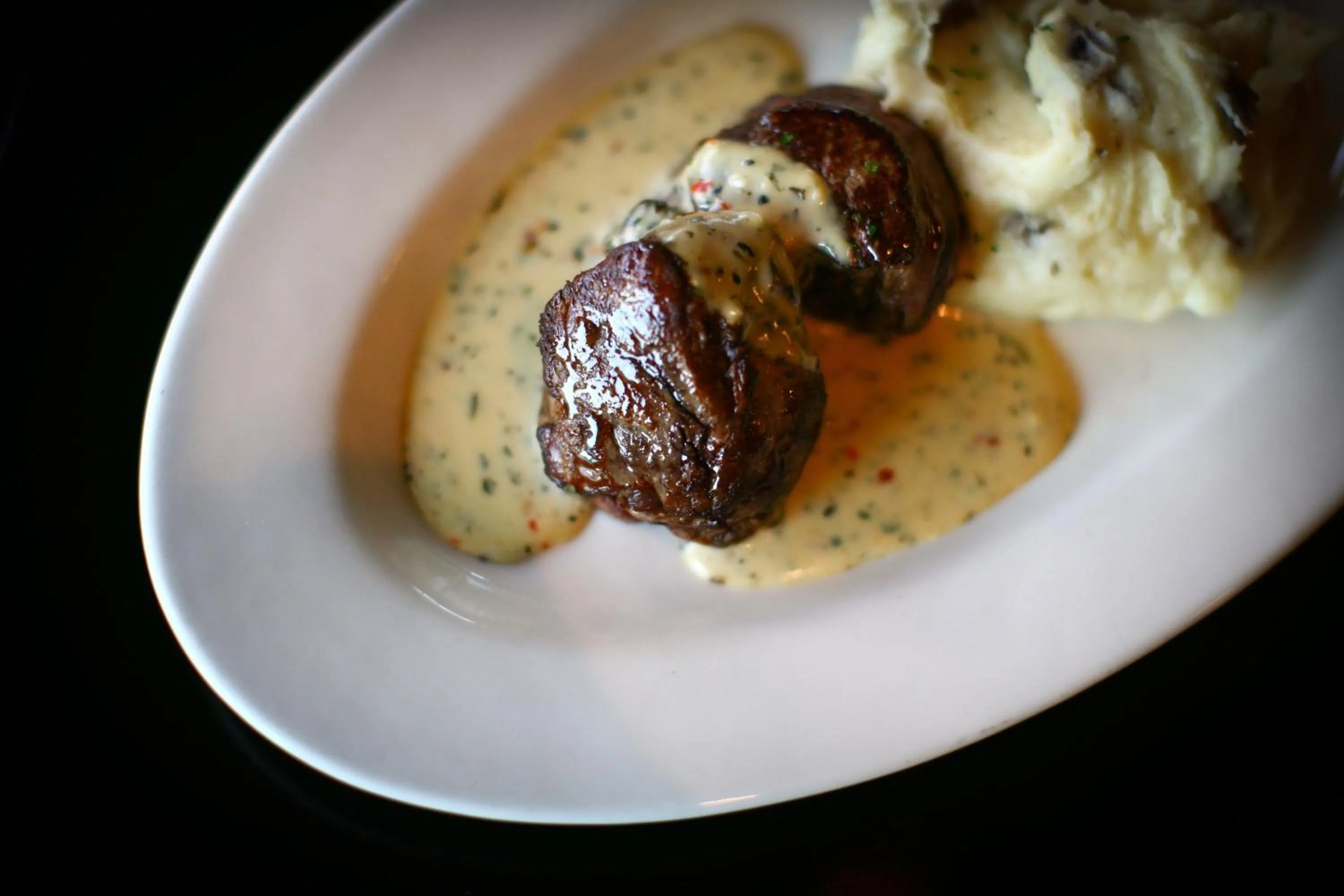 Restaurant/places to eat in Holiday Inn and Suites East Peoria by IHG