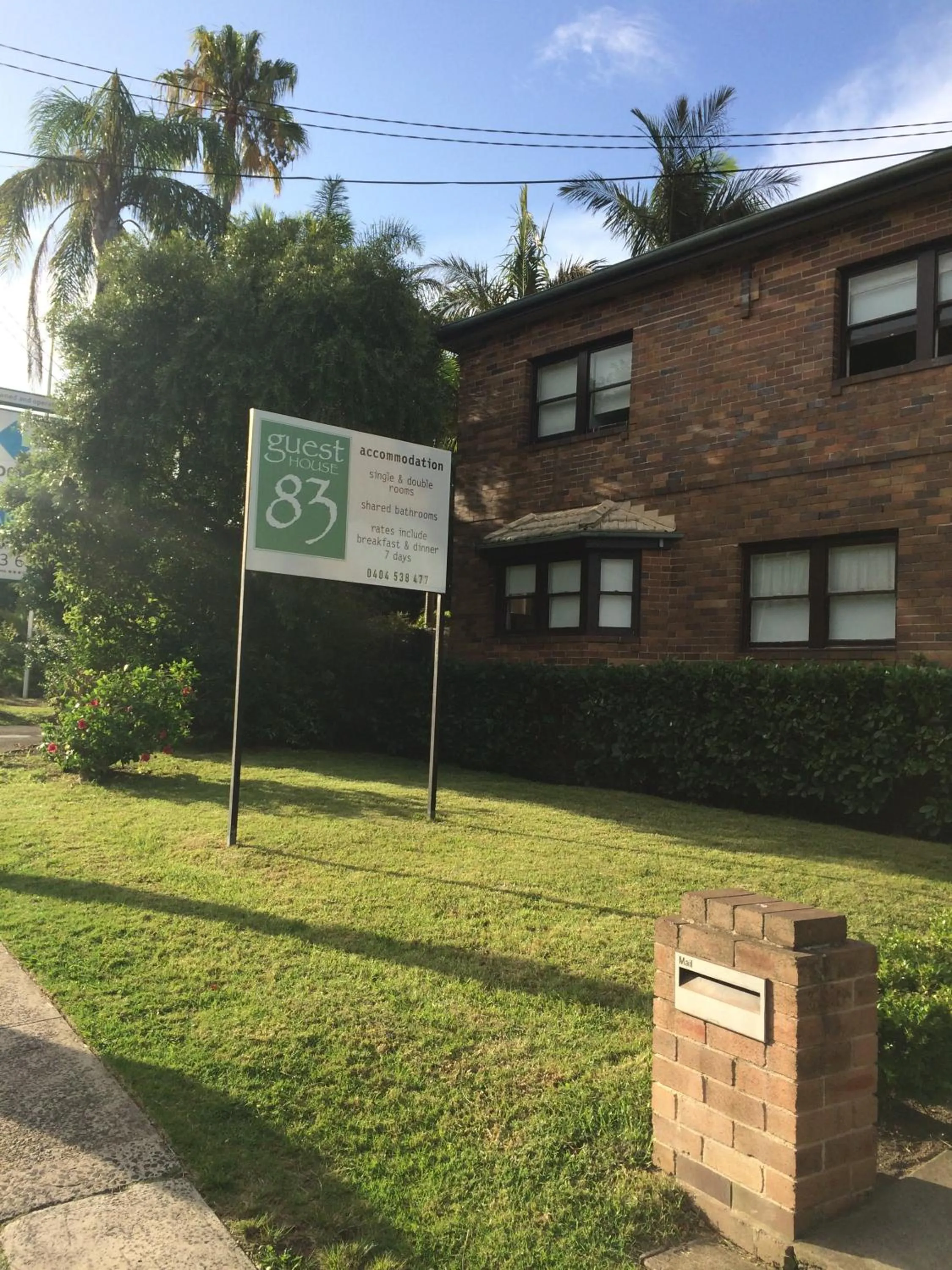 Facade/entrance in Guesthouse 83