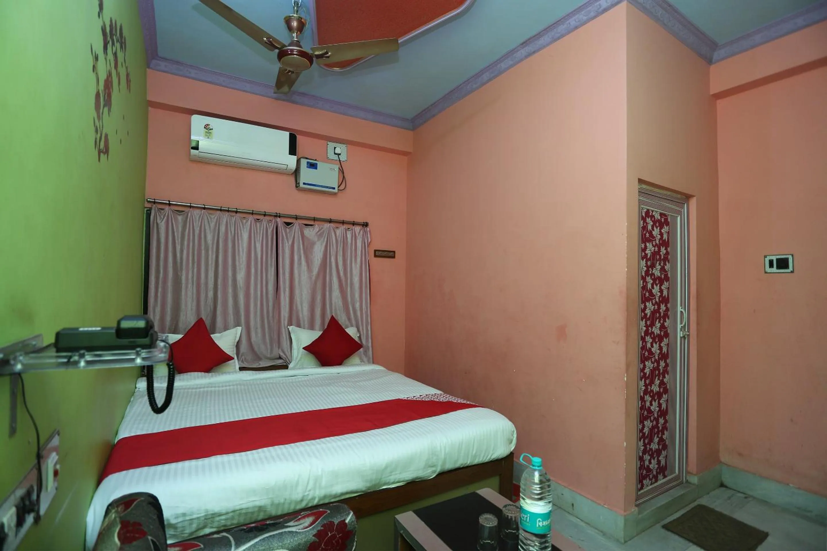 Bedroom, Bed in Hotel O Sanjog