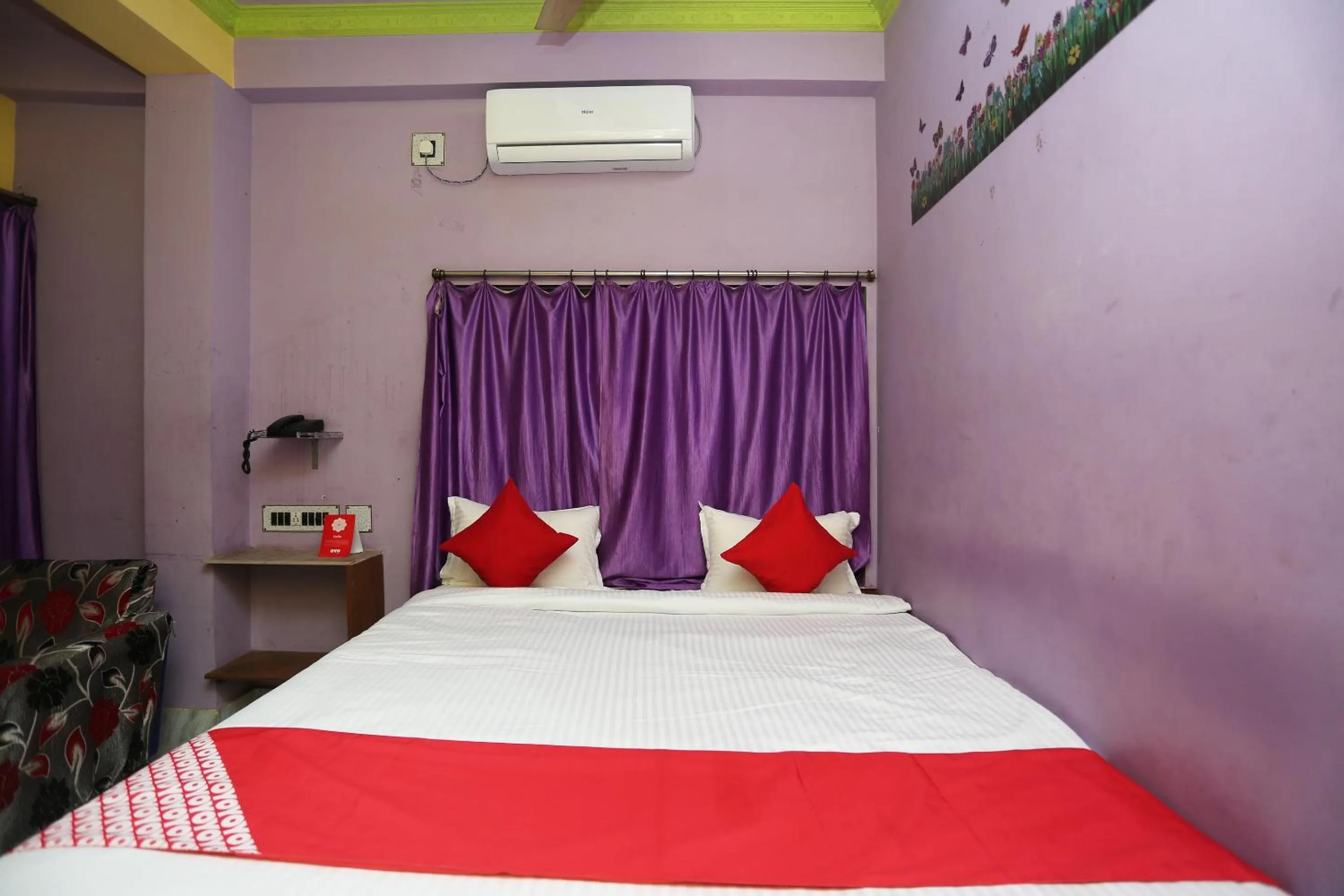 Bedroom, Bed in Hotel O Sanjog