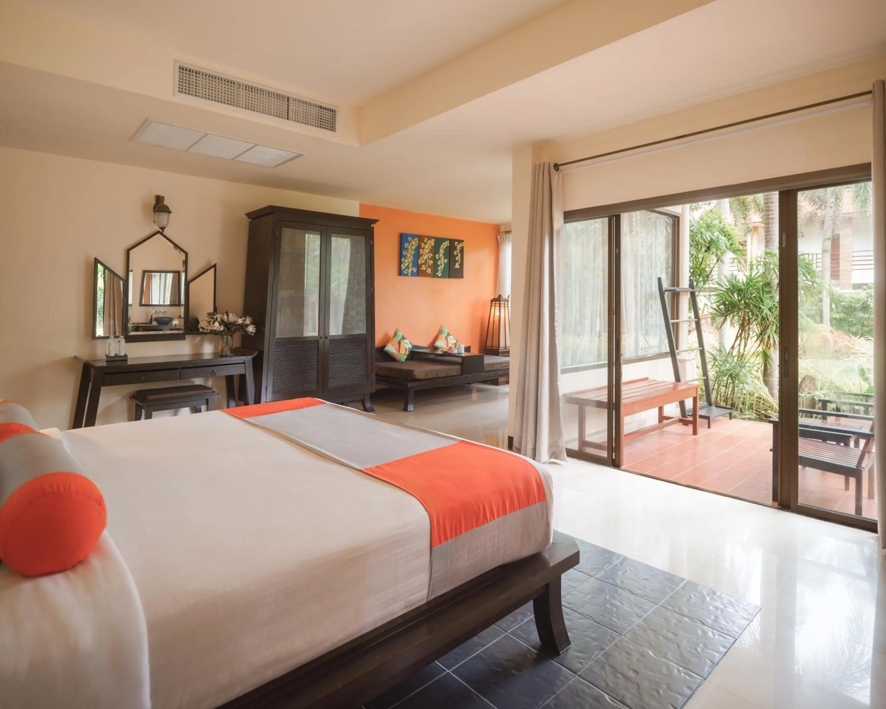 Bed in Chada Lanta Beach Resort