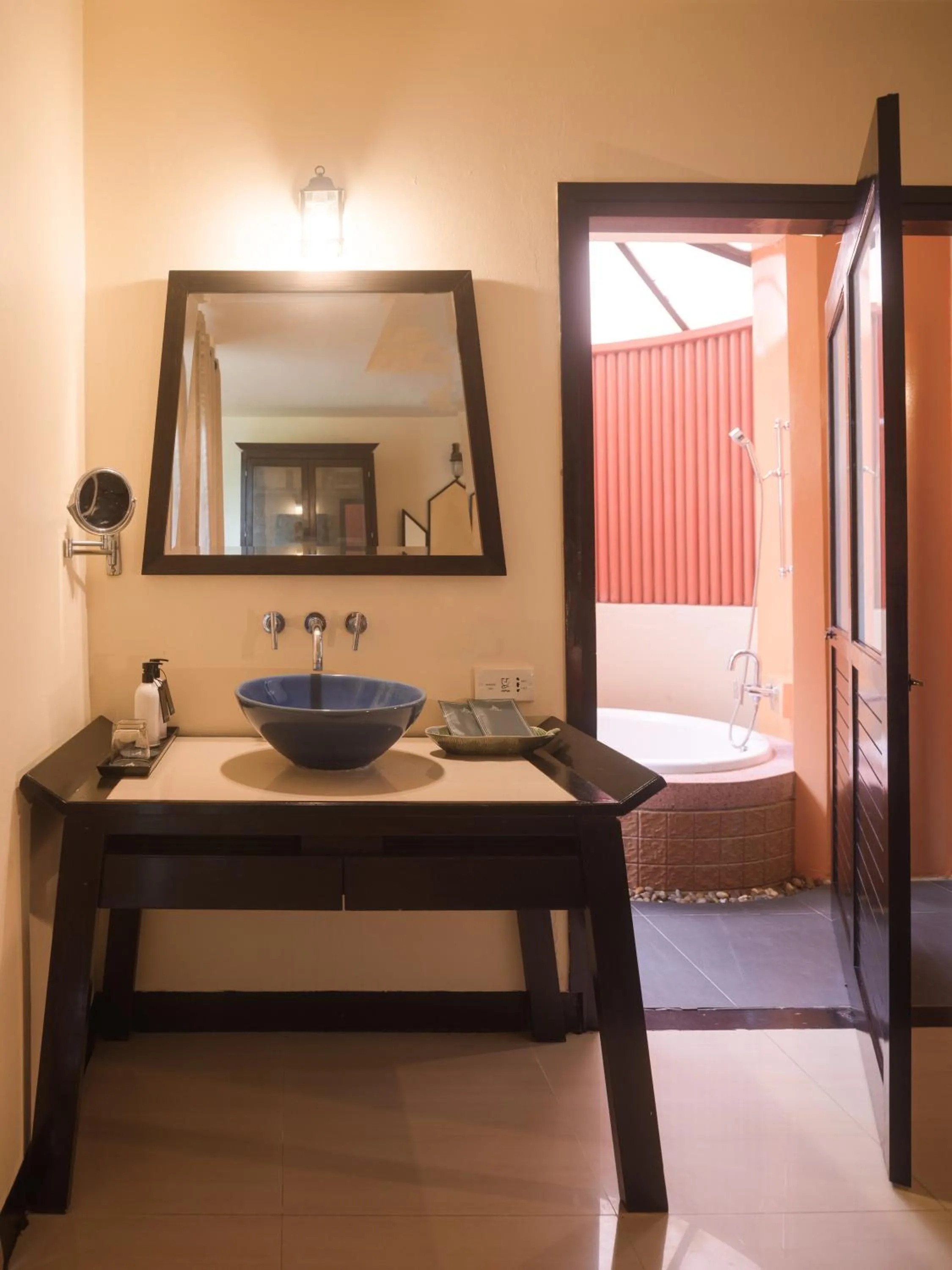 Bed in Chada Lanta Beach Resort