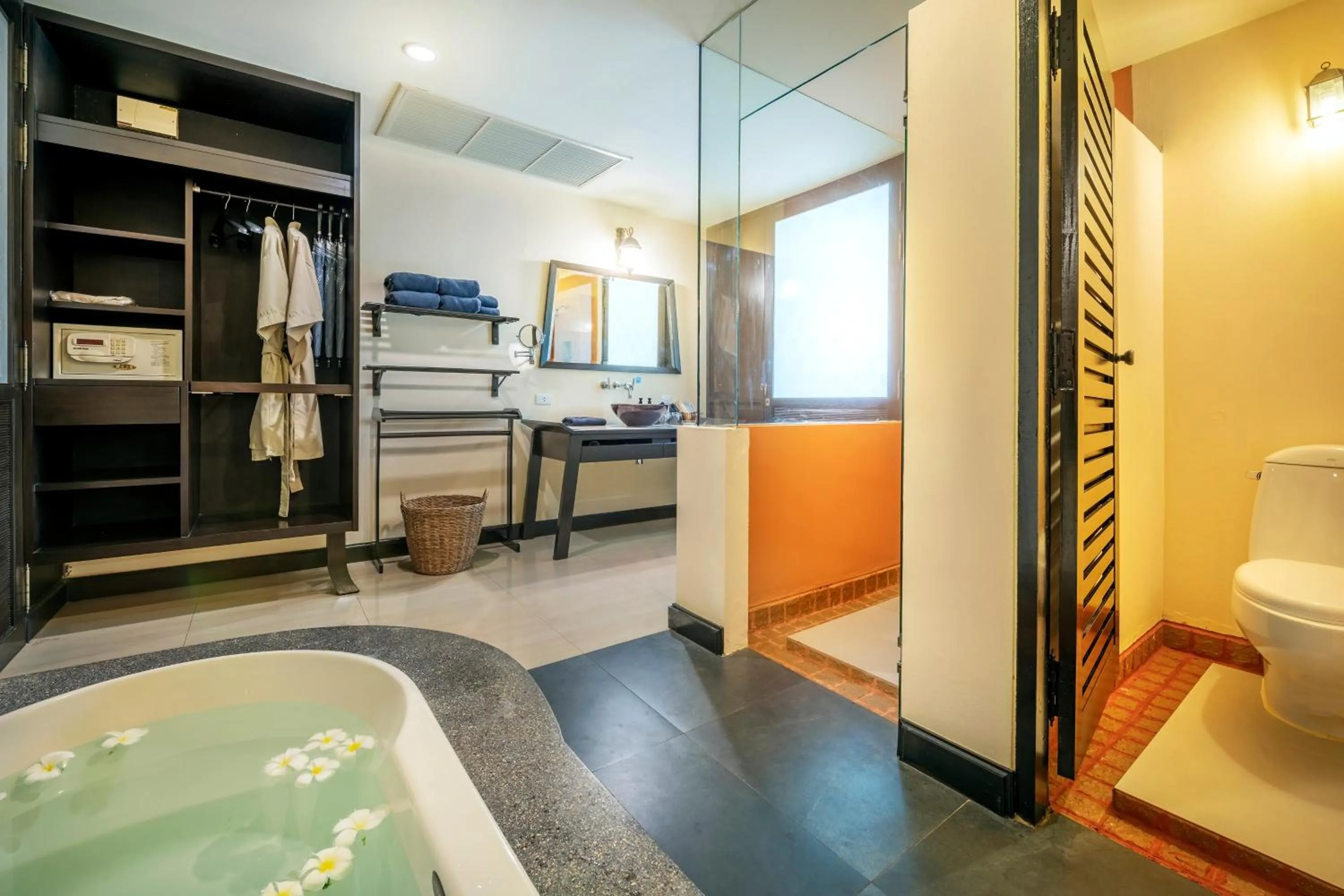 Shower in Chada Lanta Beach Resort