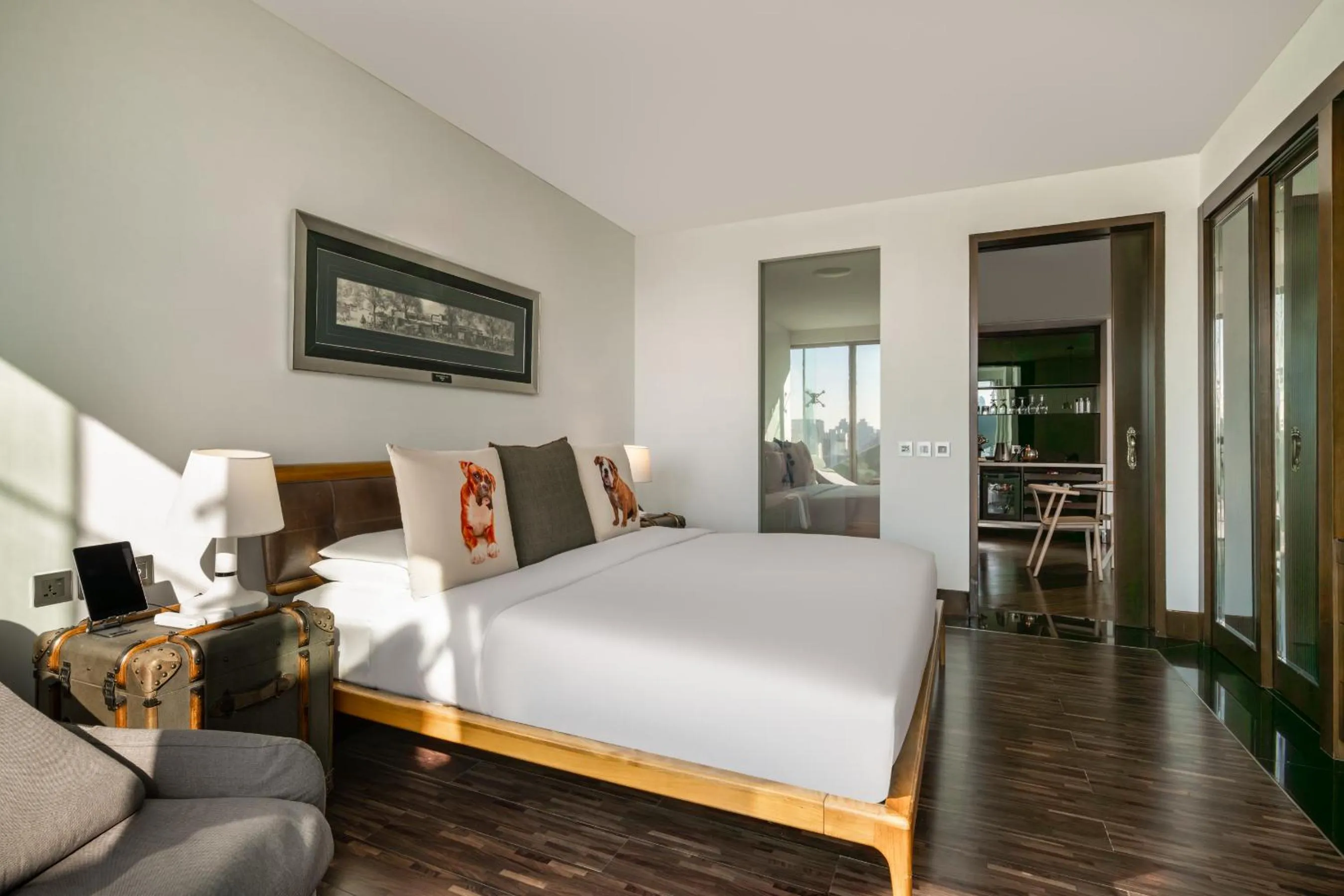 Bed in Hotel Éclat Beijing