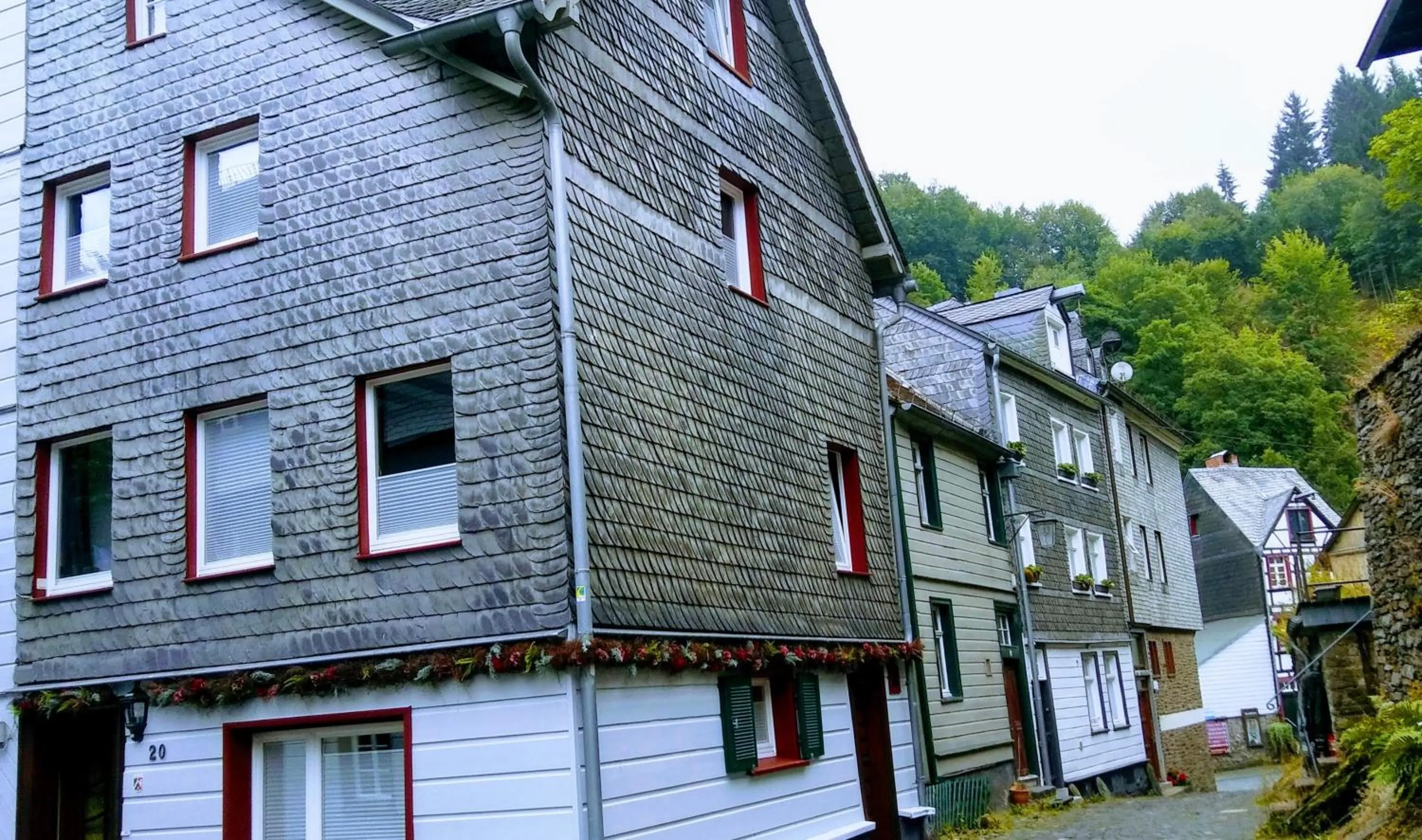 Property building in HIER & JETZT in Monschau City