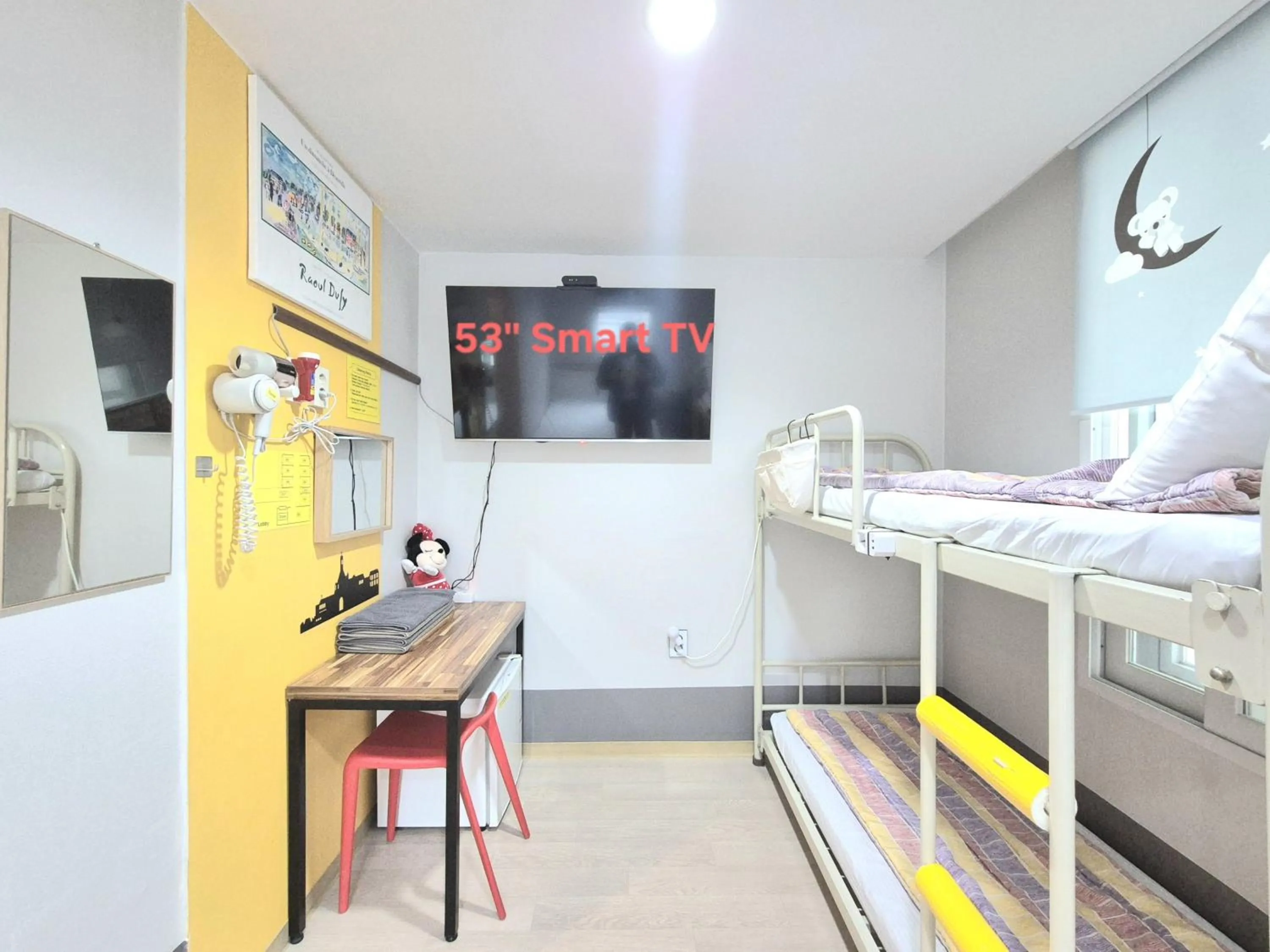 Bedroom, Bed in Hostel Tommy Renewal 2025