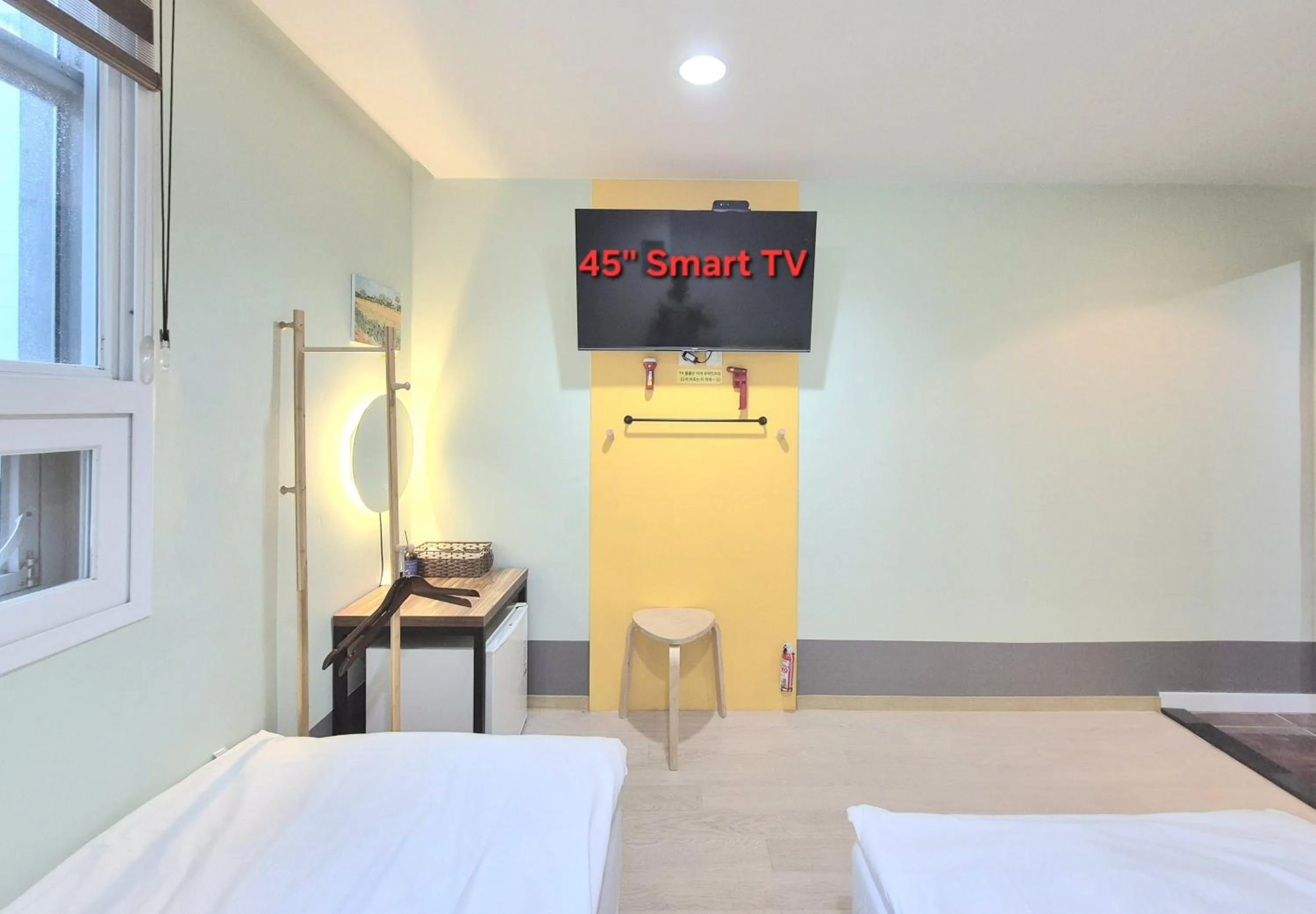 Bedroom, Bed in Hostel Tommy Renewal 2025