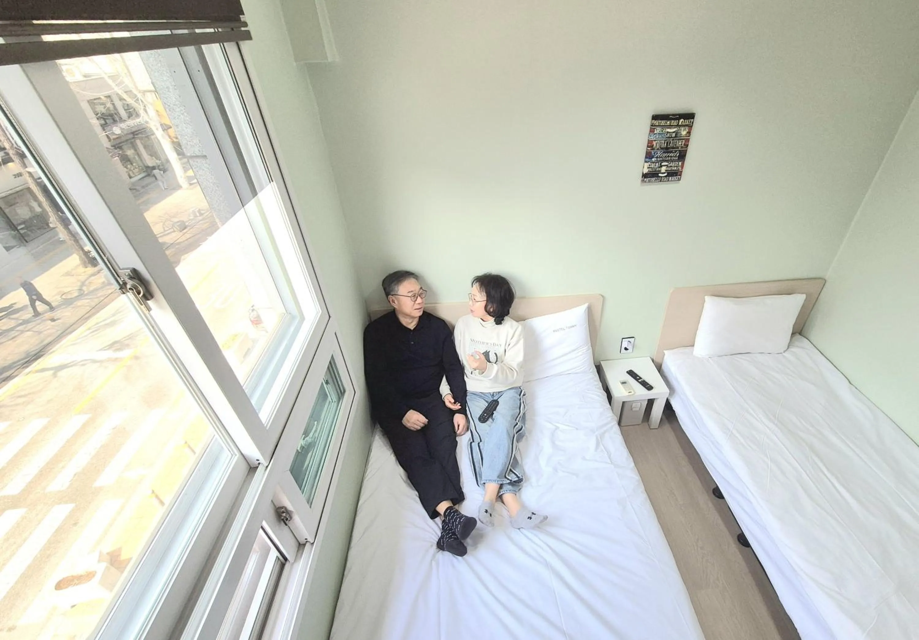 Bedroom, Bed in Hostel Tommy Renewal 2025