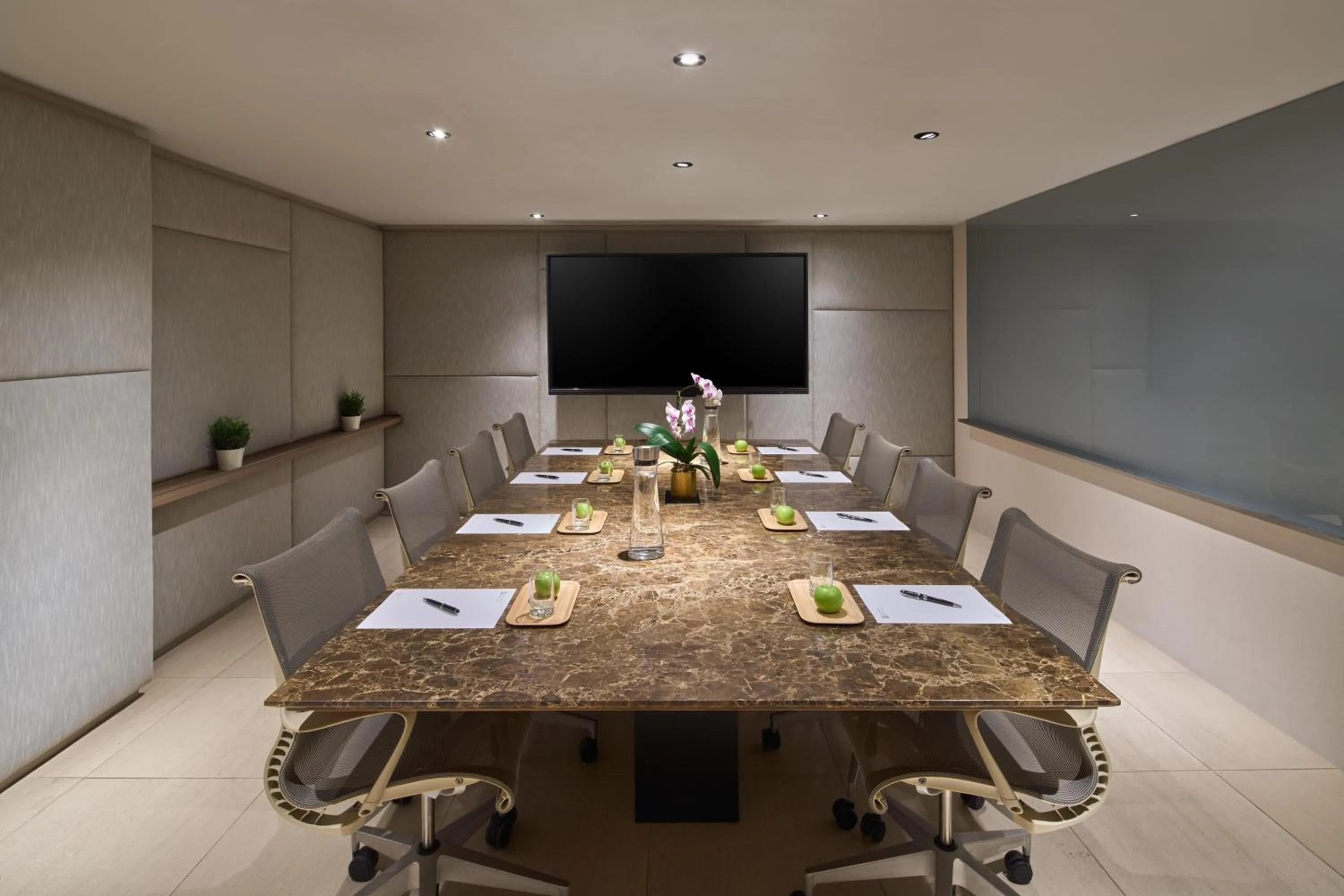 Business facilities in Pan Pacific Serviced Suites Beach Road, Singapore