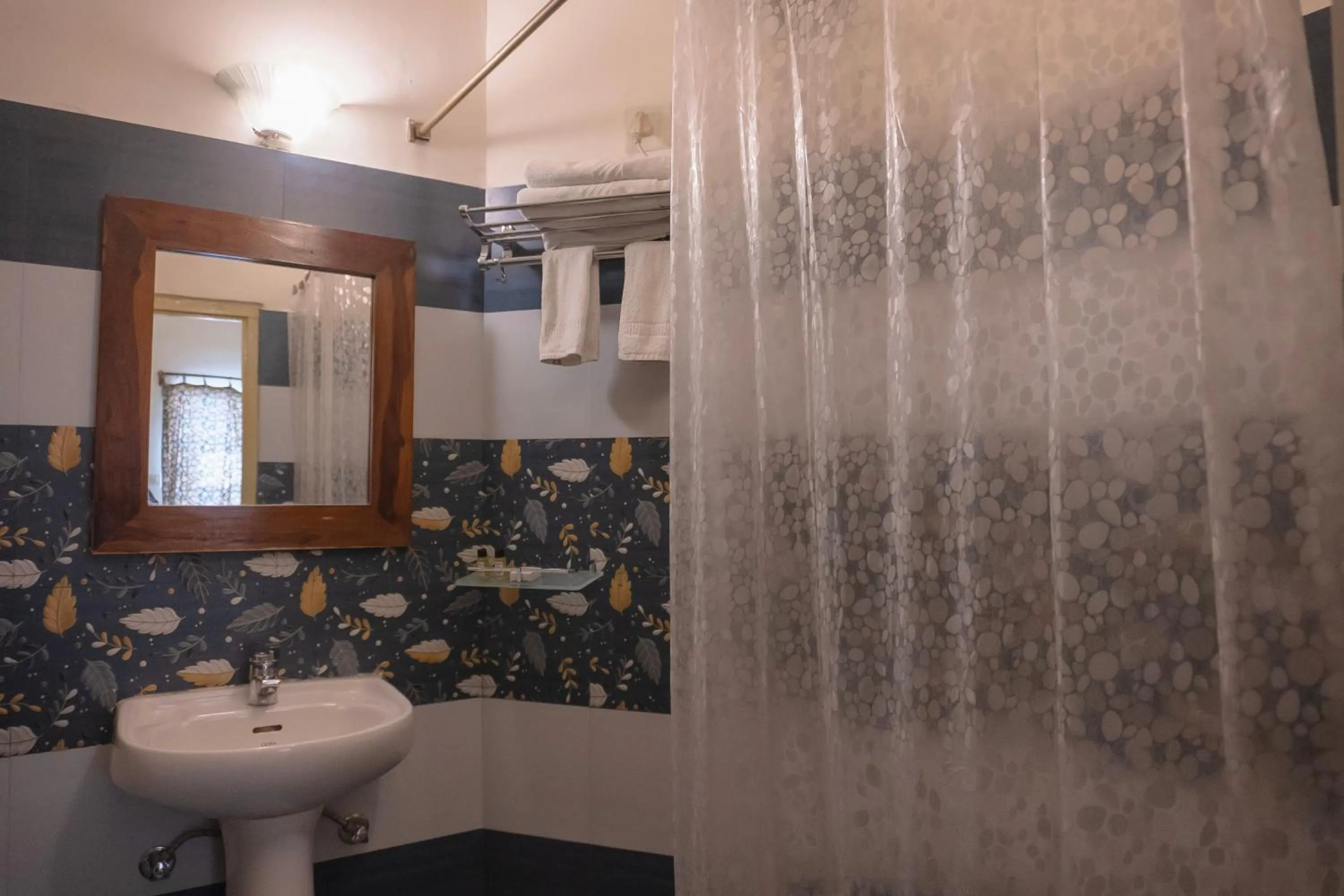 Bathroom in Hotel Pratap Bhawan