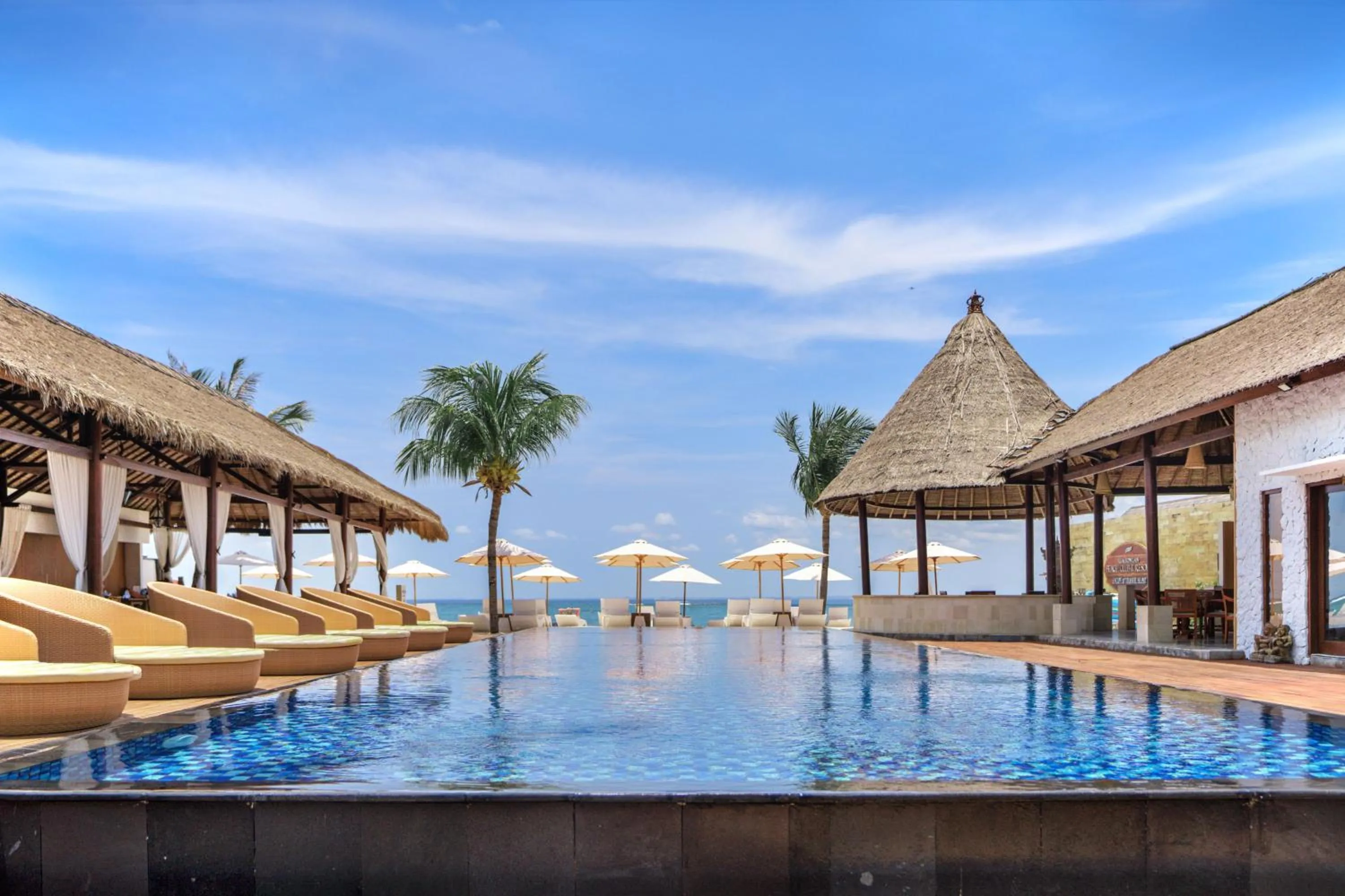 Swimming pool in Lembongan Beach Club & Resort