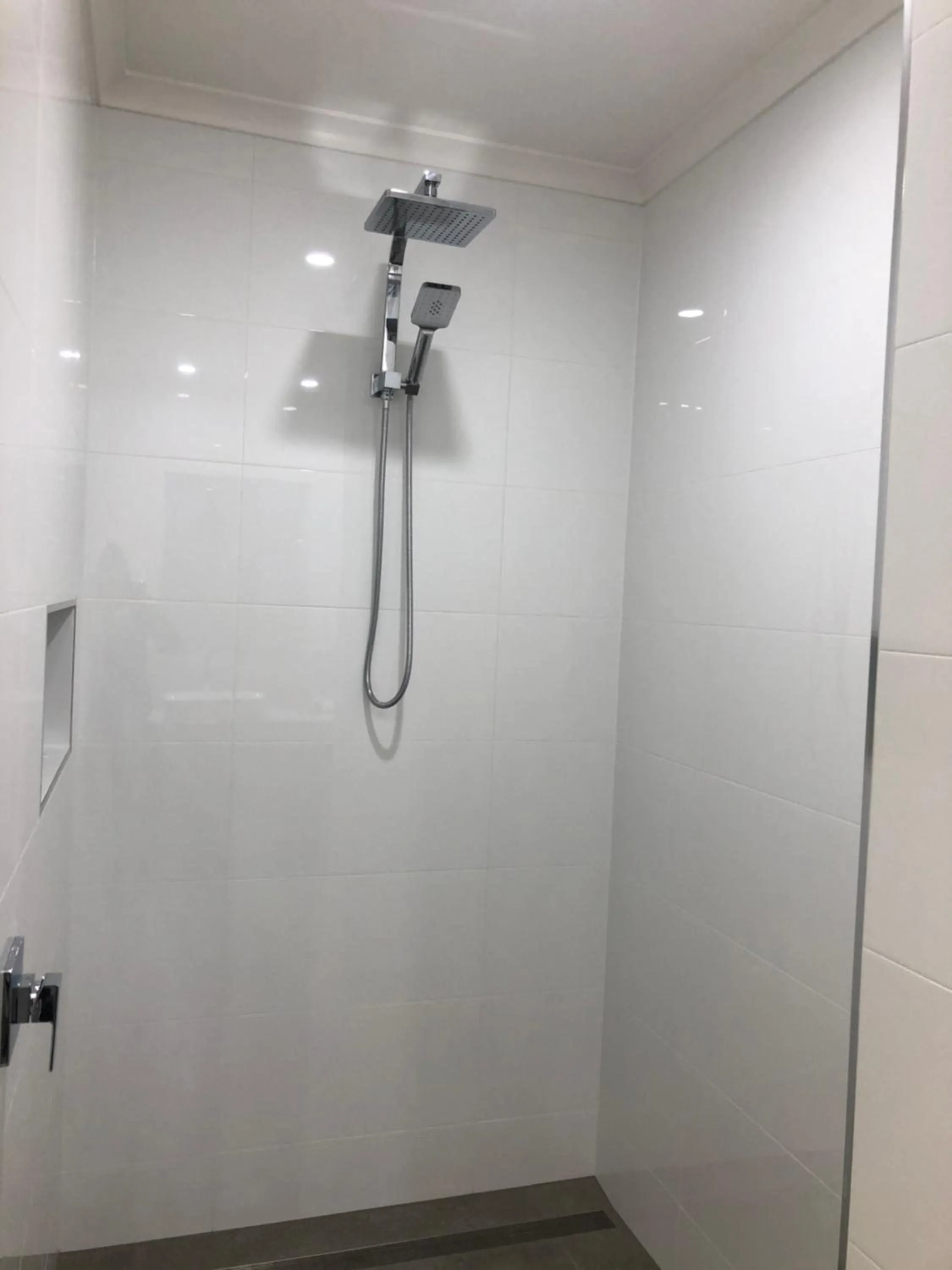 Shower in The Lighthouse Hotel