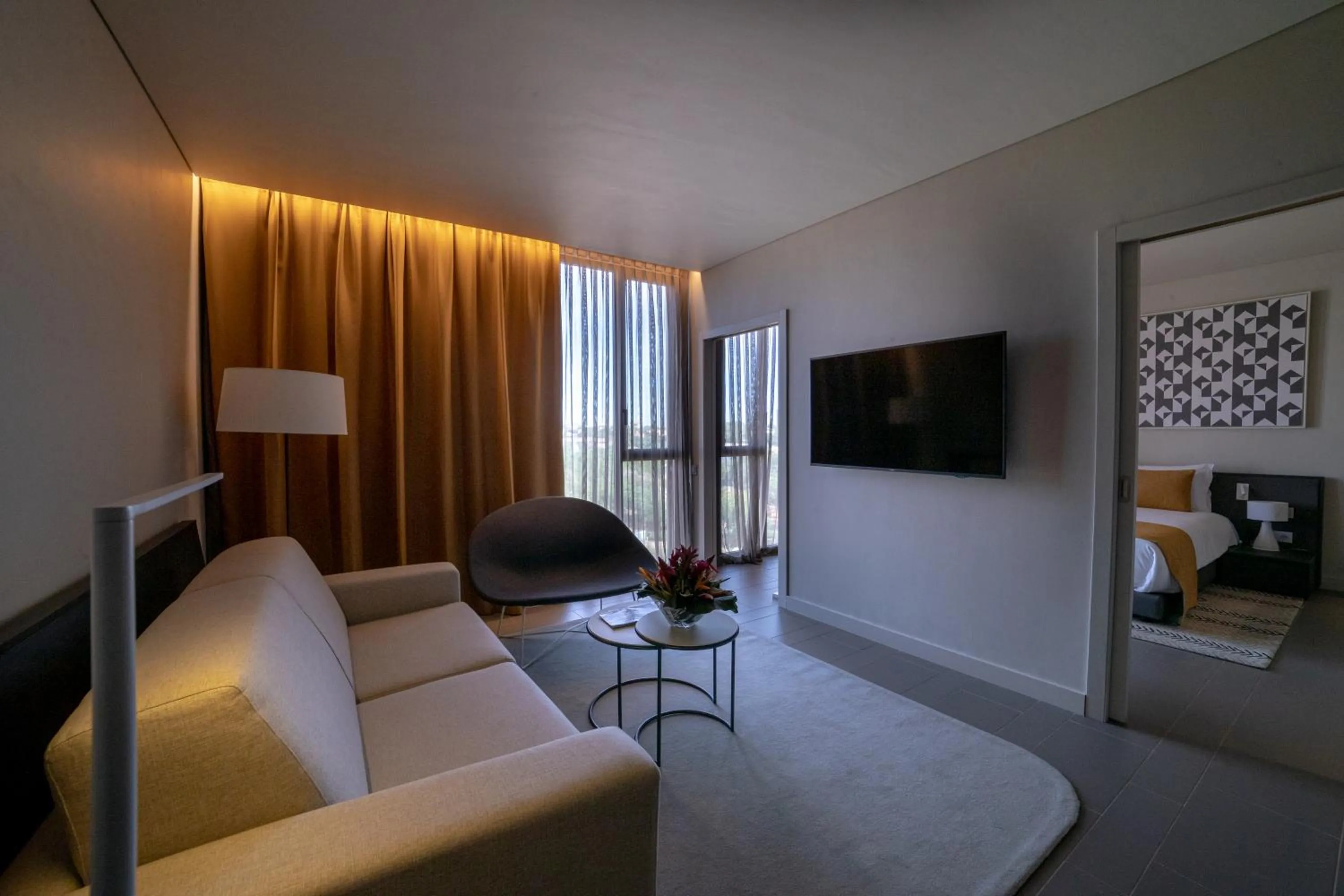 TV and multimedia in Noom Hotel Niamey