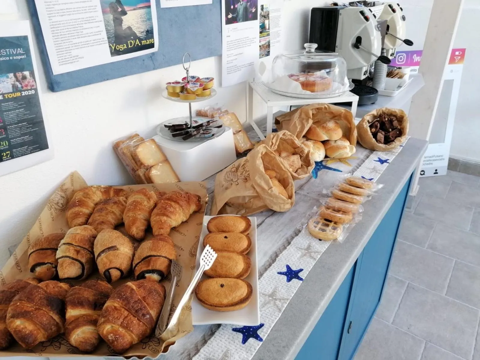 Breakfast in B&B Alto Salento - Pool and Sun