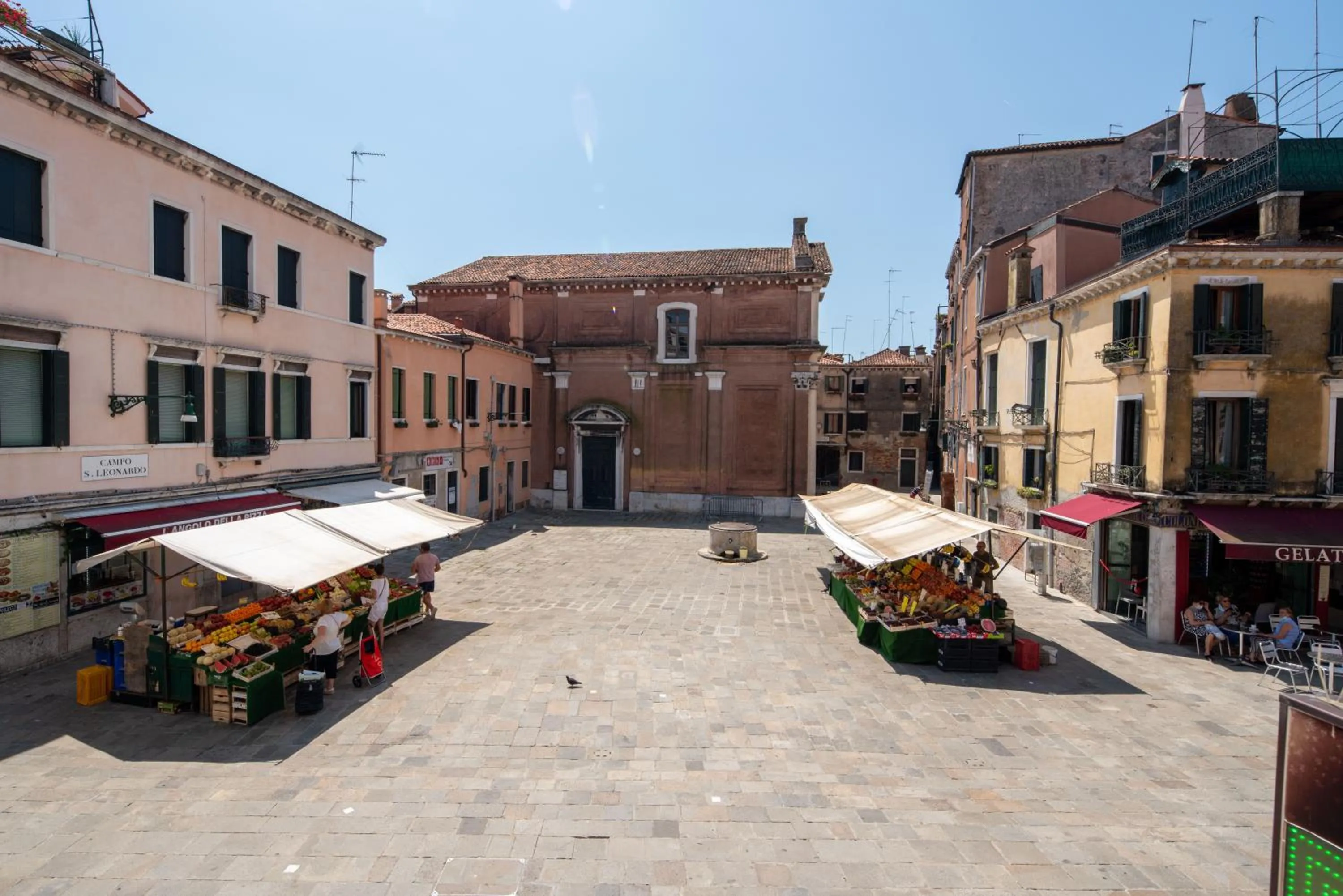 City view in Design Palace Apartment by Wonderful Italy